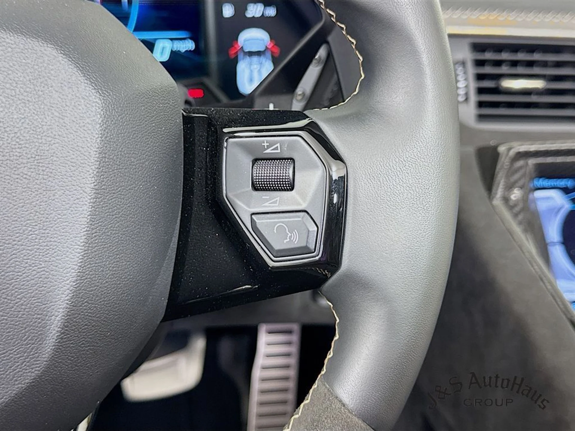 mph013_954821890_rihvb4ihccyhgyhv7ljlifhchloa_1a48469408