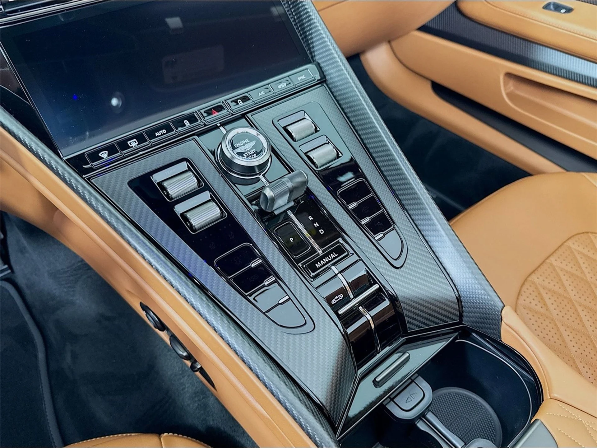 mph013_955457074_55ea6960c29c36df33d4f8695674cdb3x_68e05ec1f4