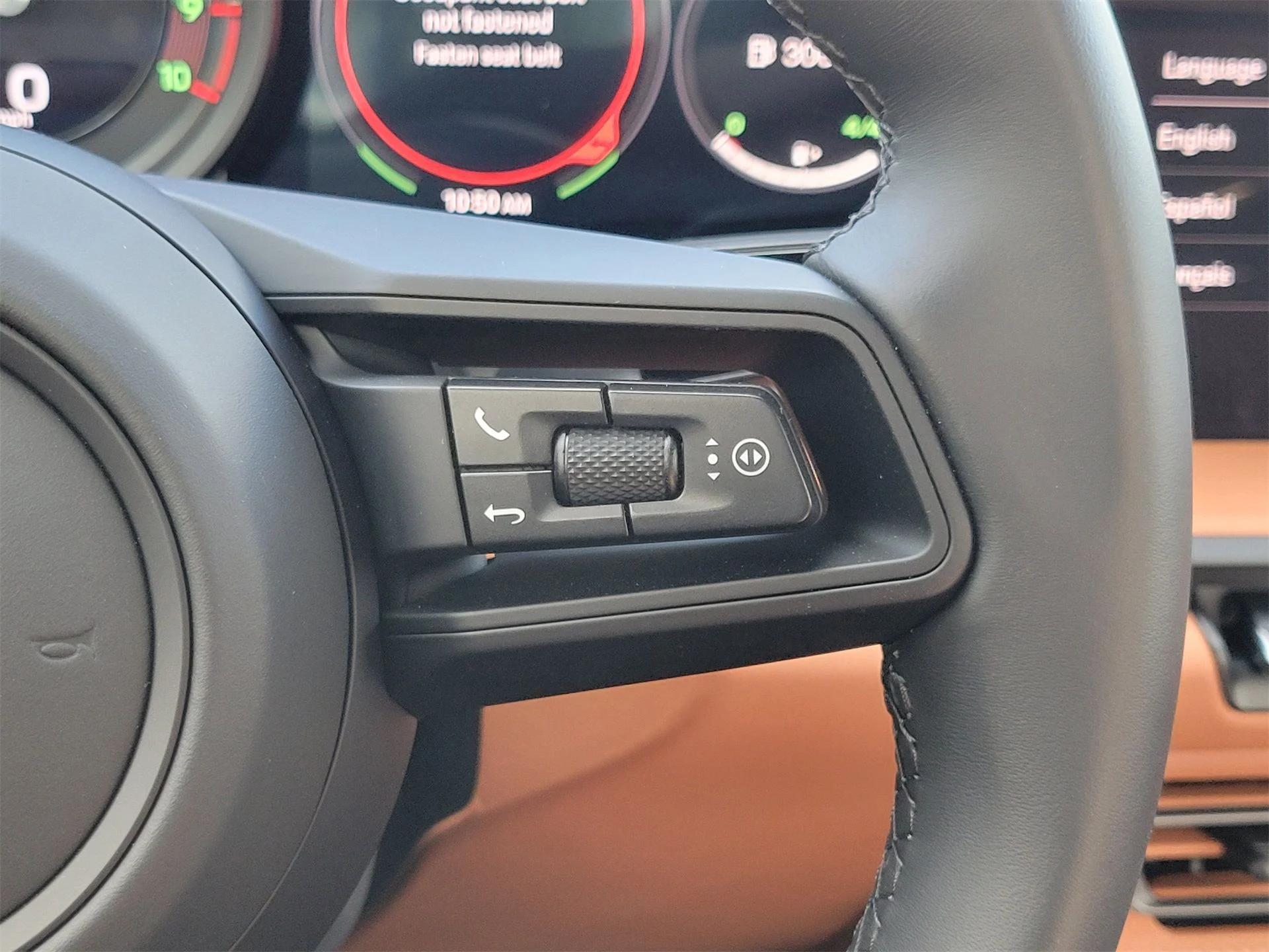 mph013_95596446_8aa556212004bb81e1104f6be0ad1939_9497f4bc58