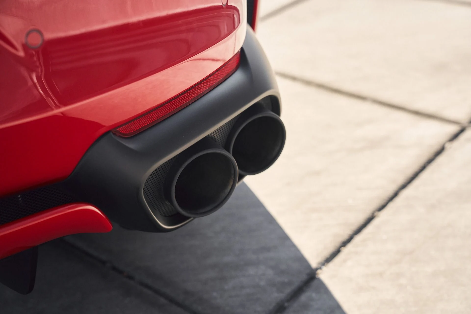 mph013_957275544_Used_2018_Ferrari_812_Superfast_Base_1767042361_453d4c14c6