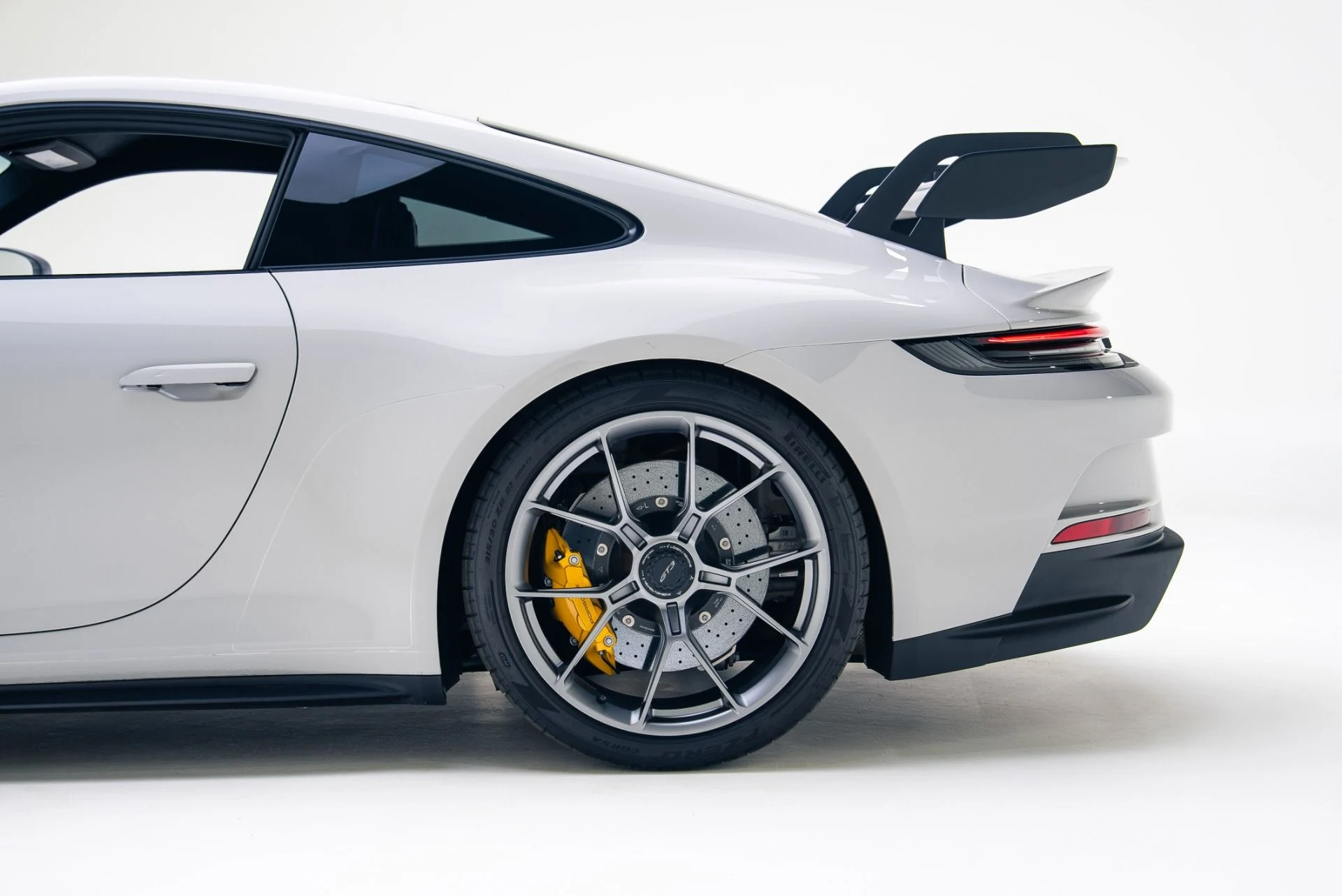 mph013_959041693_Used_2024_Porsche_911_GT_3_1766184569_69fe8b317e