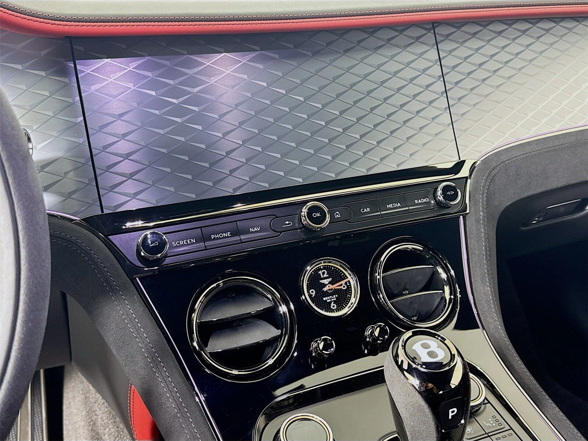 mph013_961229983_e45b81f8dcaa891731fe12de188002acx_ffc104b4f2