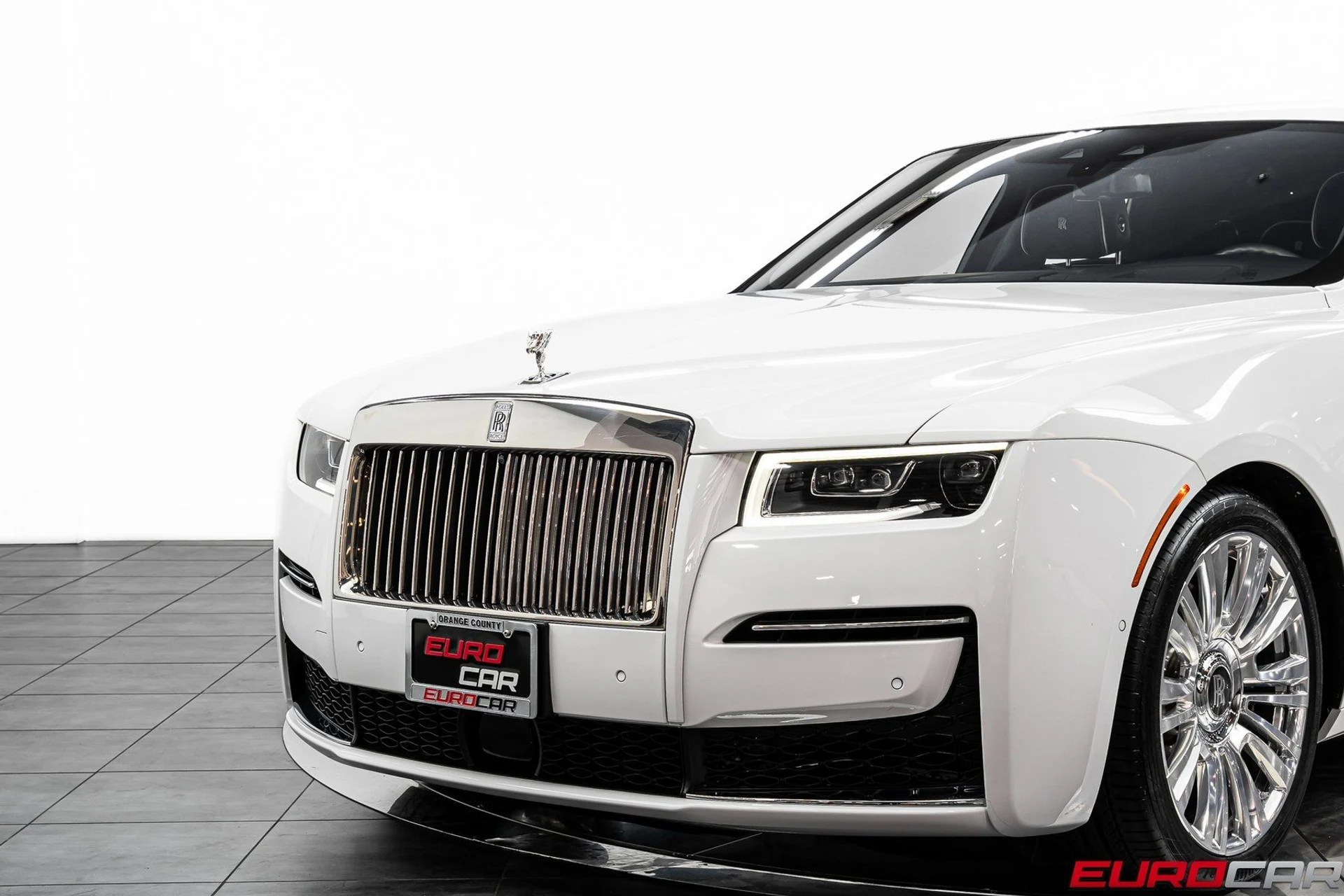 mph013_968882837_image_14_2ddc579f62