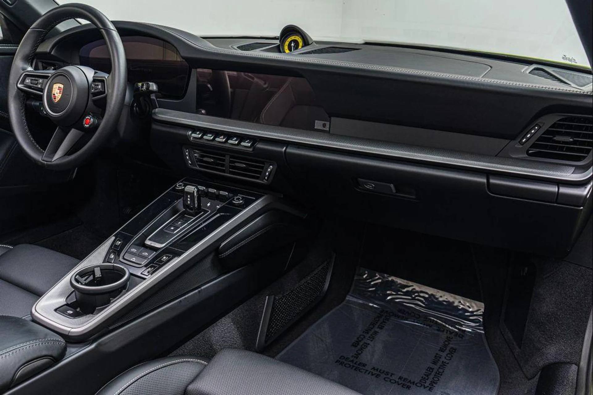 mph013_969197241_SLE_Jg6clq4_C_Rcd_Izwcd9_C6e_C2_OM_faa0a6f81b