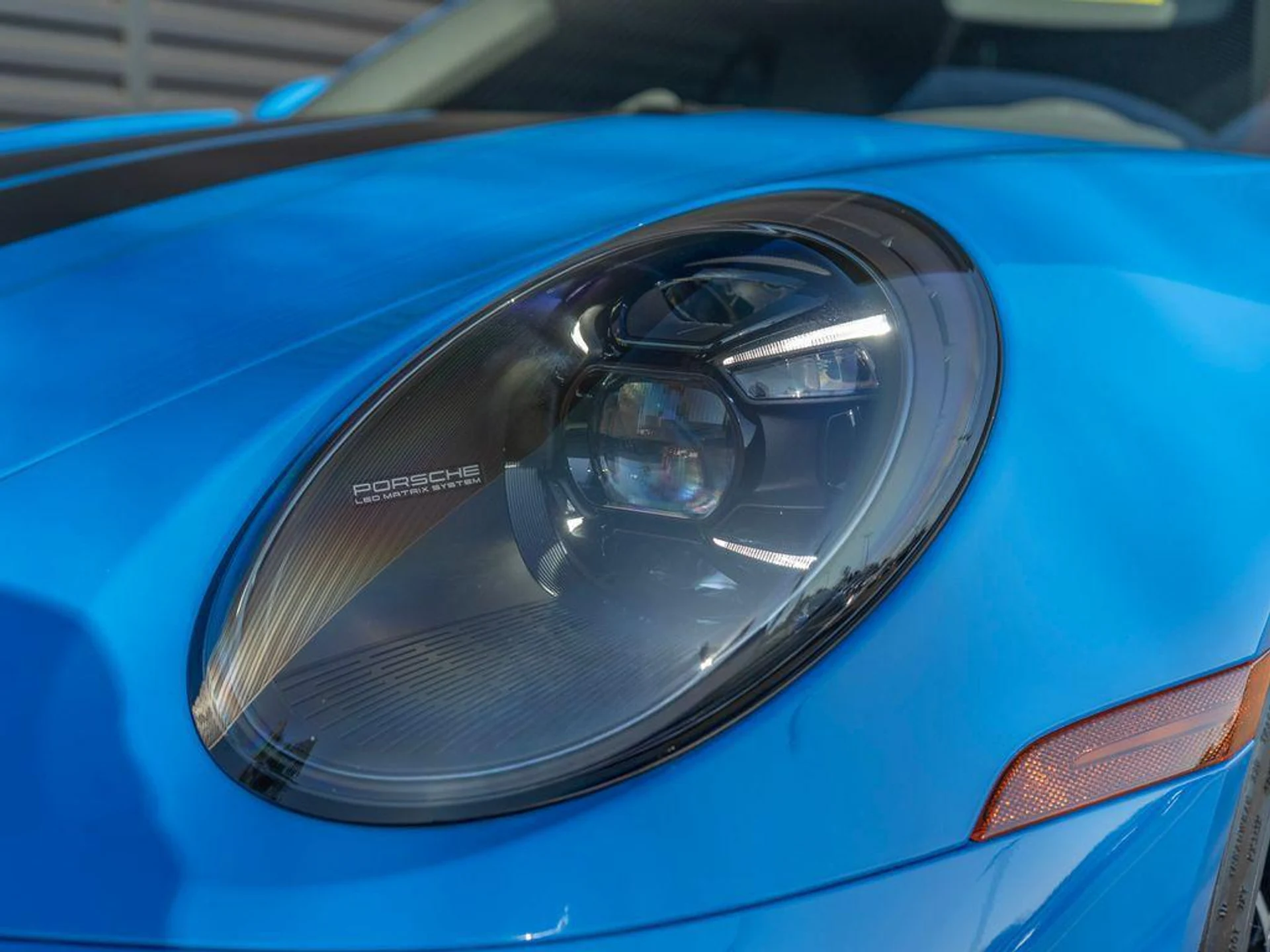 mph013_972834903_f_P_Db_Ishp_K8ch_MITJPH_Btw_Q67p38_93063b282e