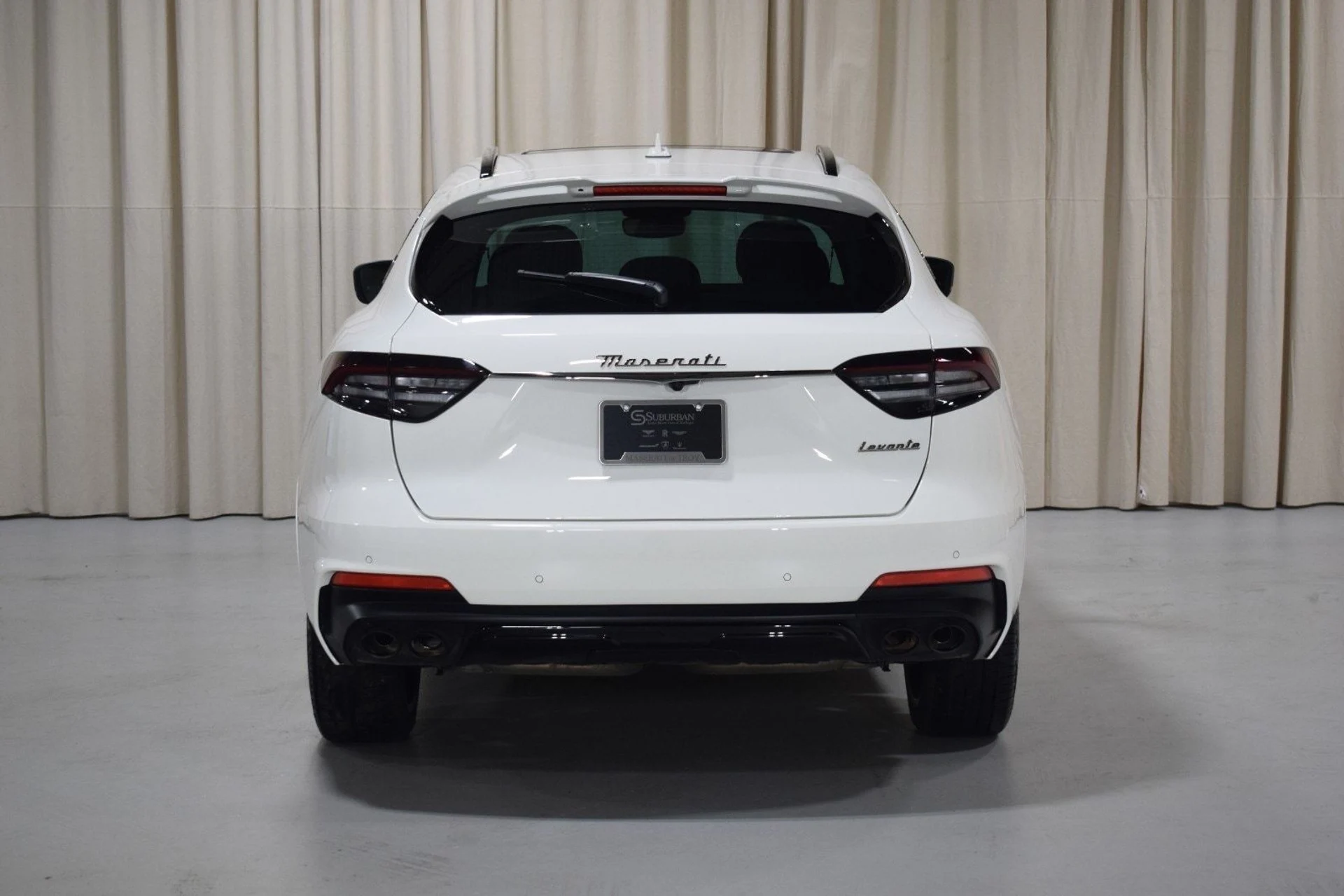 mph013_974346310_ceaa49f08143822cadf952caa0143cb9x_1524d46d09