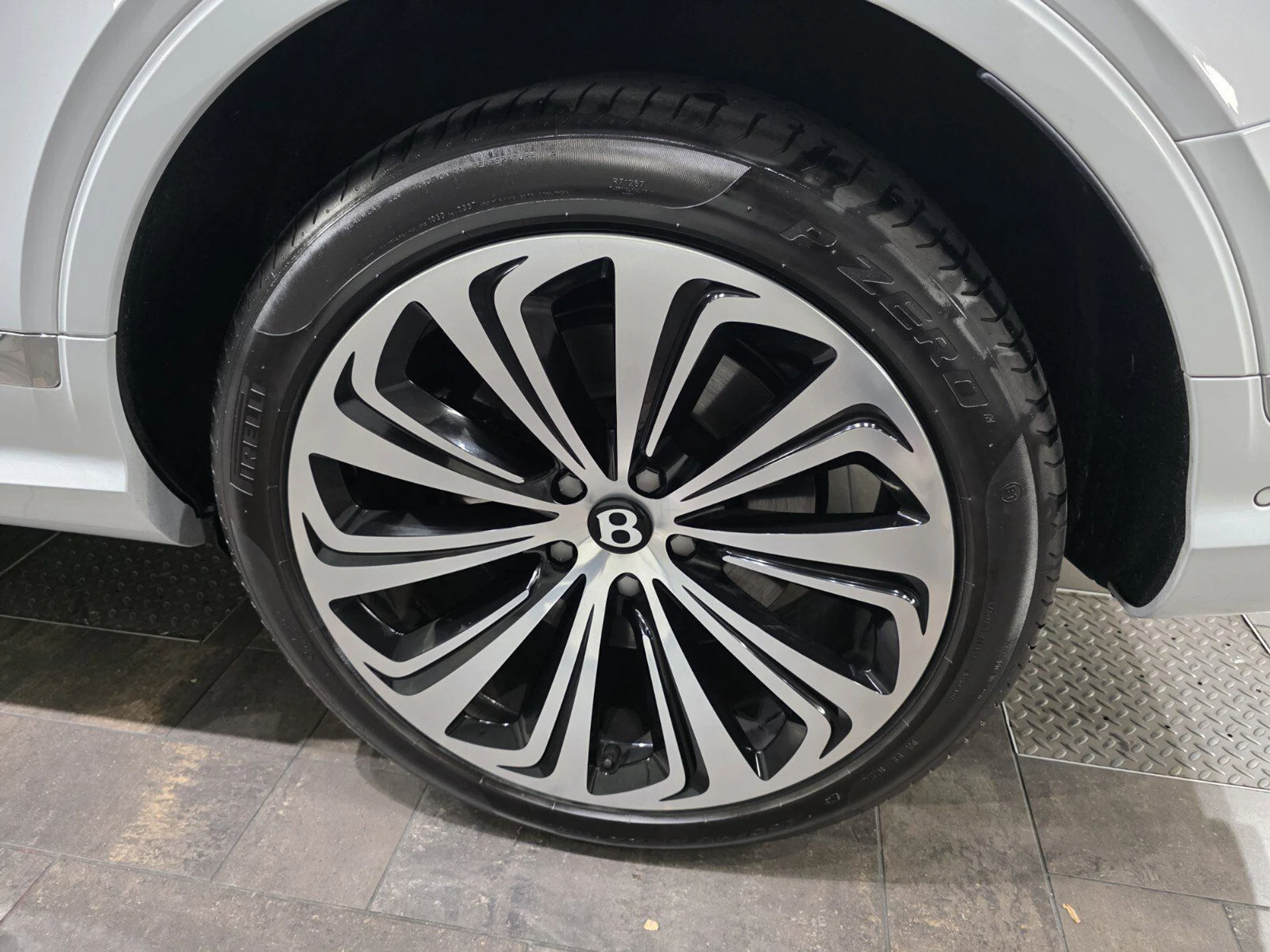 mph013_976757600_a18cde004f9ca9f03968bfbd0635c266_5e781d1392