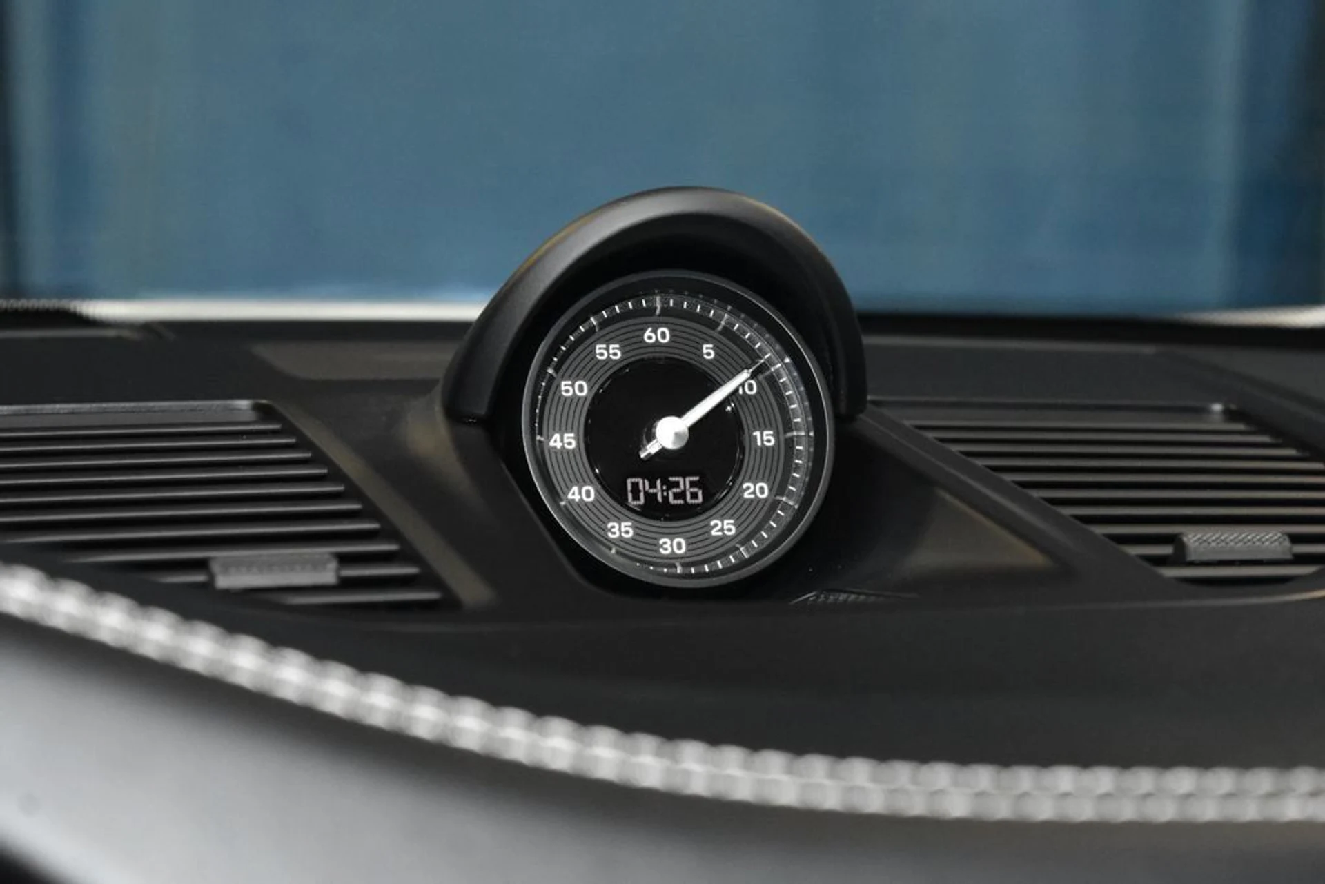 mph013_978916177_2383b36768e66e31ec1a99261d74d650x_9d29a23b1a