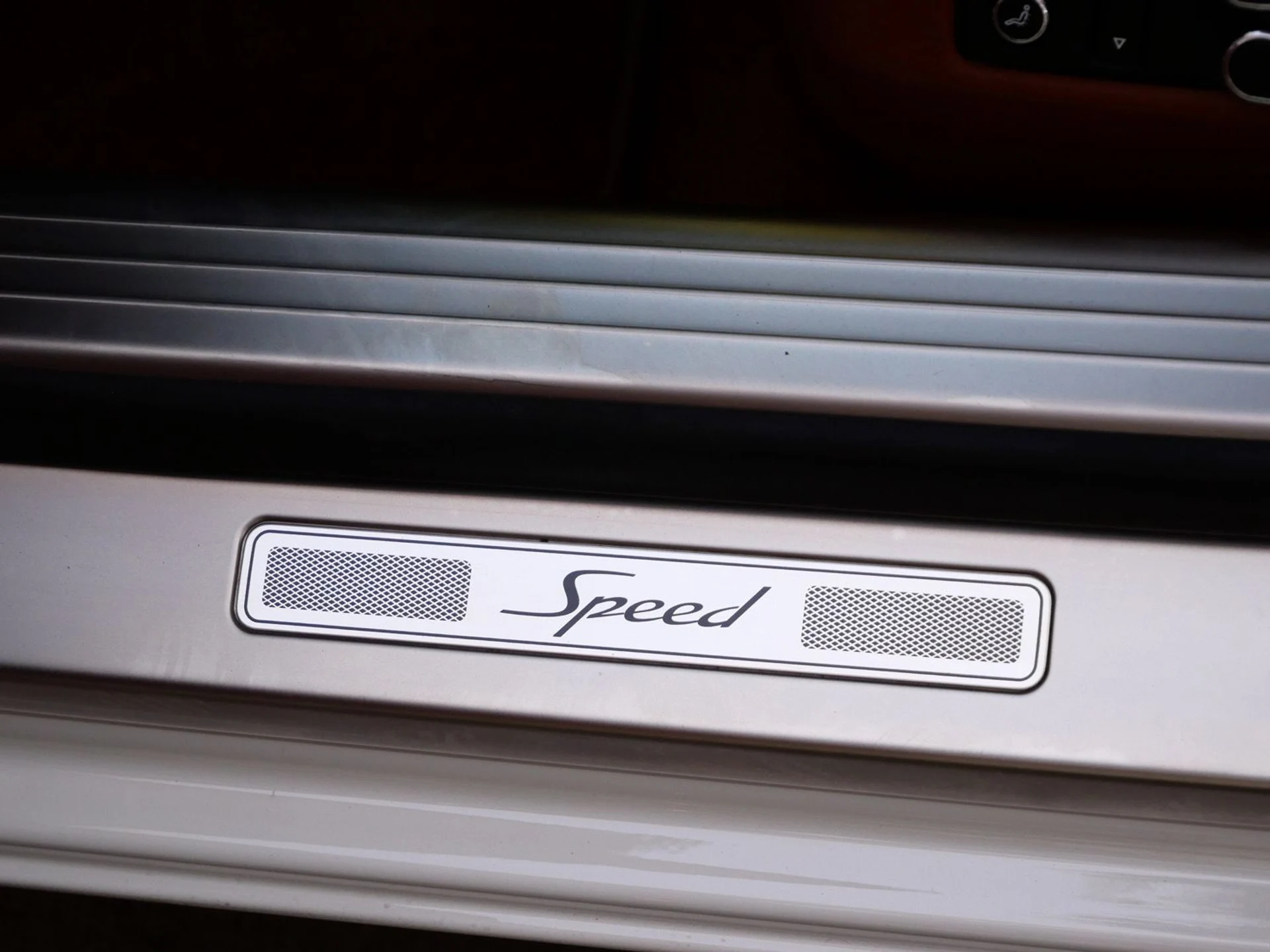 mph013_98218131_b248fda8fd94996db707106ff494b40dx_9b9a7983b9