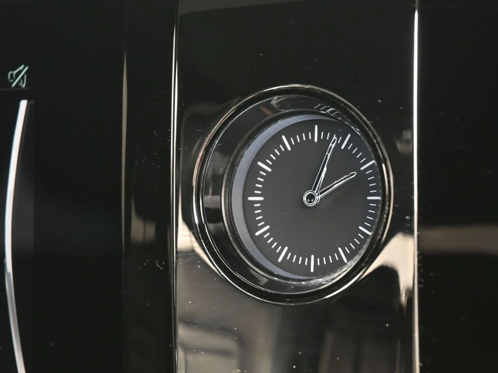 mph013_983323139_b21722a4195d131a968c7b0d06fe80fcx_d38a156f5e