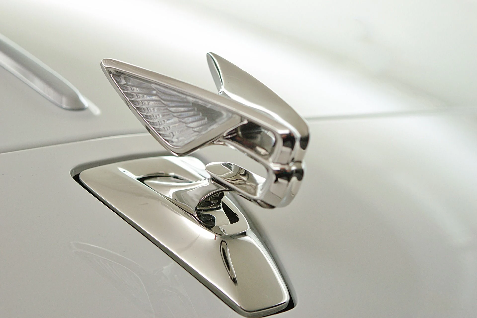 mph013_9844610_Used_2023_Bentley_Flying_Spur_Hybrid_V6_LEASE_OPTIONS_AVAILABLE_e0a2152bcf