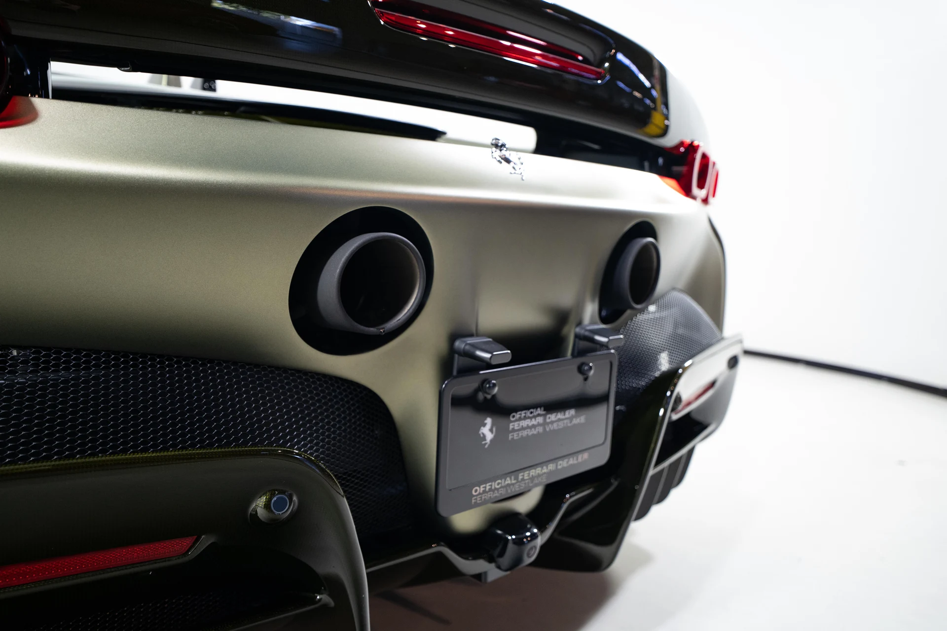 mph013_98572998_260f53ceb5a872f4209e7af575b28946_f1c8409f35