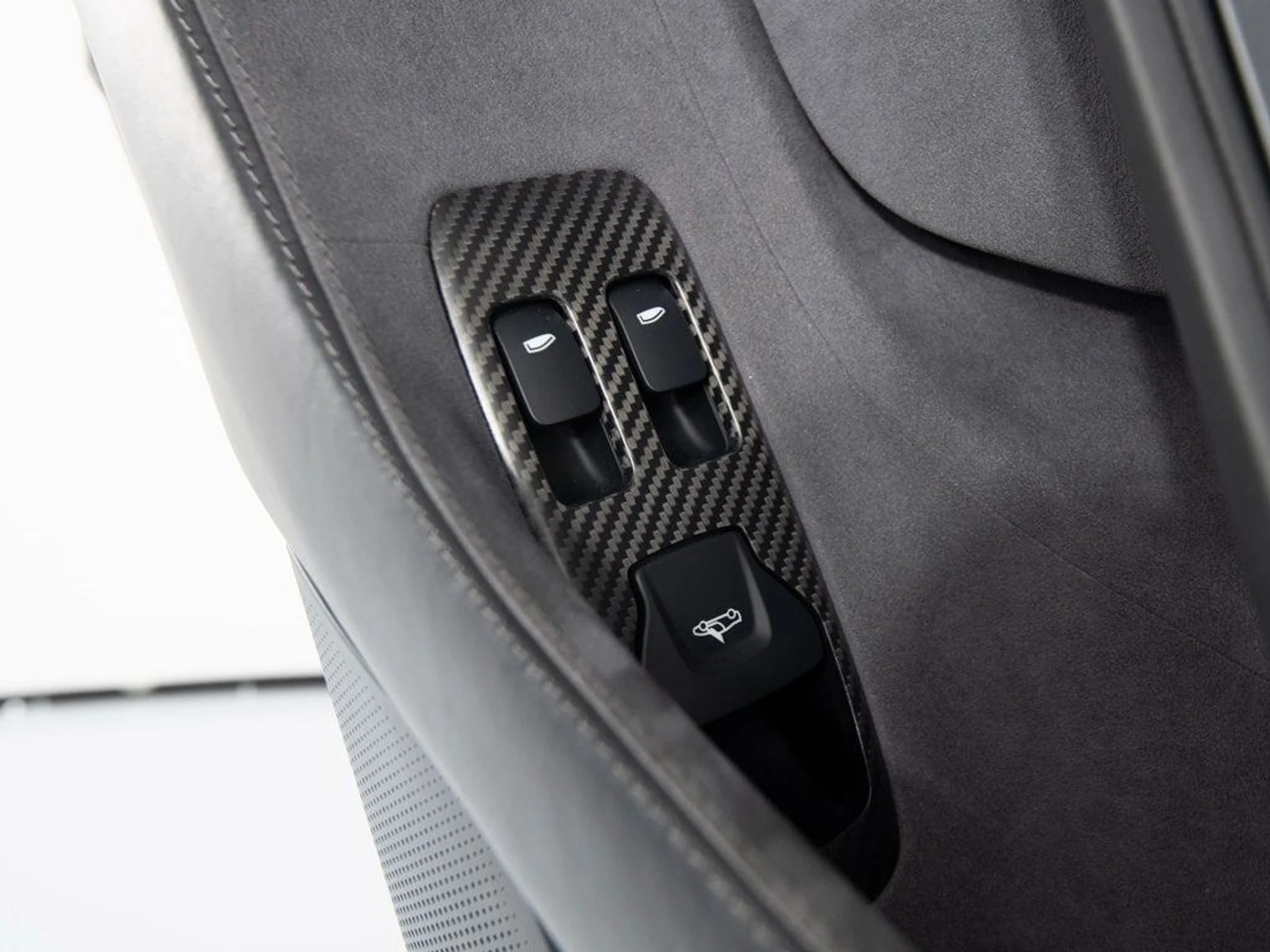 mph013_986221304_7d1fa24aaea0409d65f3be687ce5fb3cx_2929d2b143