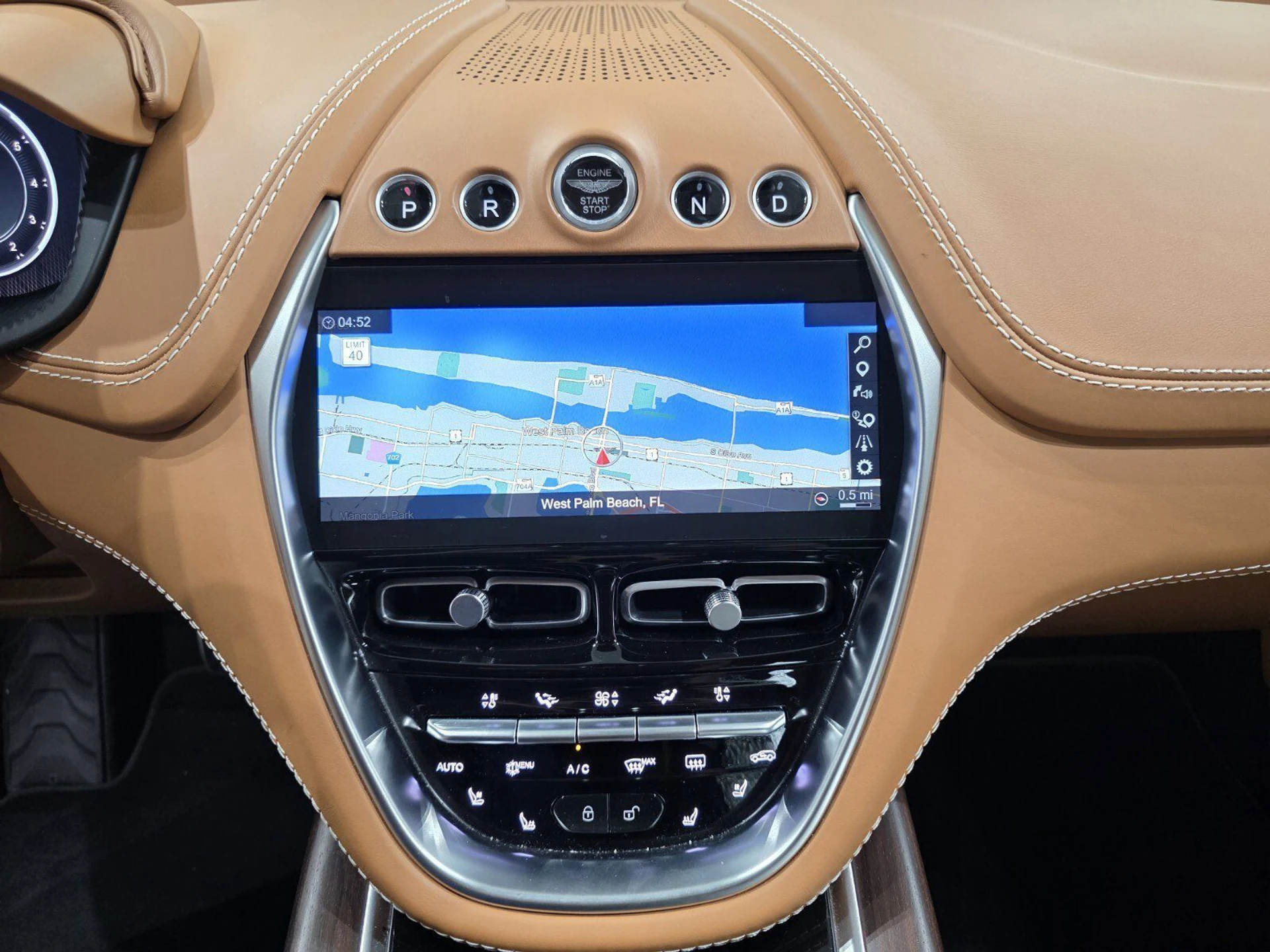 mph013_986985030_dec048ad165cdbbc748aaf46463e9e3e_0dee8dcaa2