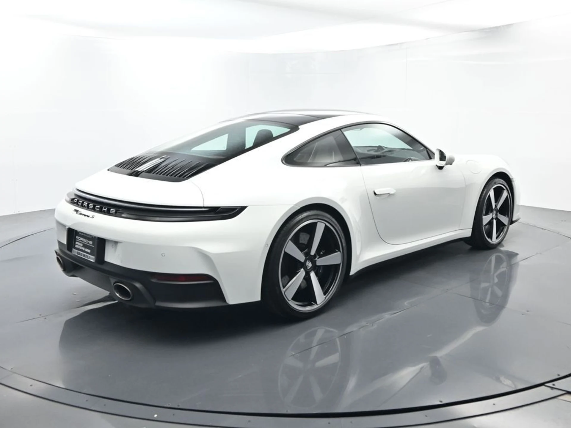 mph013_987533274_e8f12b12f0f01bc7691247f7e5d4f369_b0a3af1e92