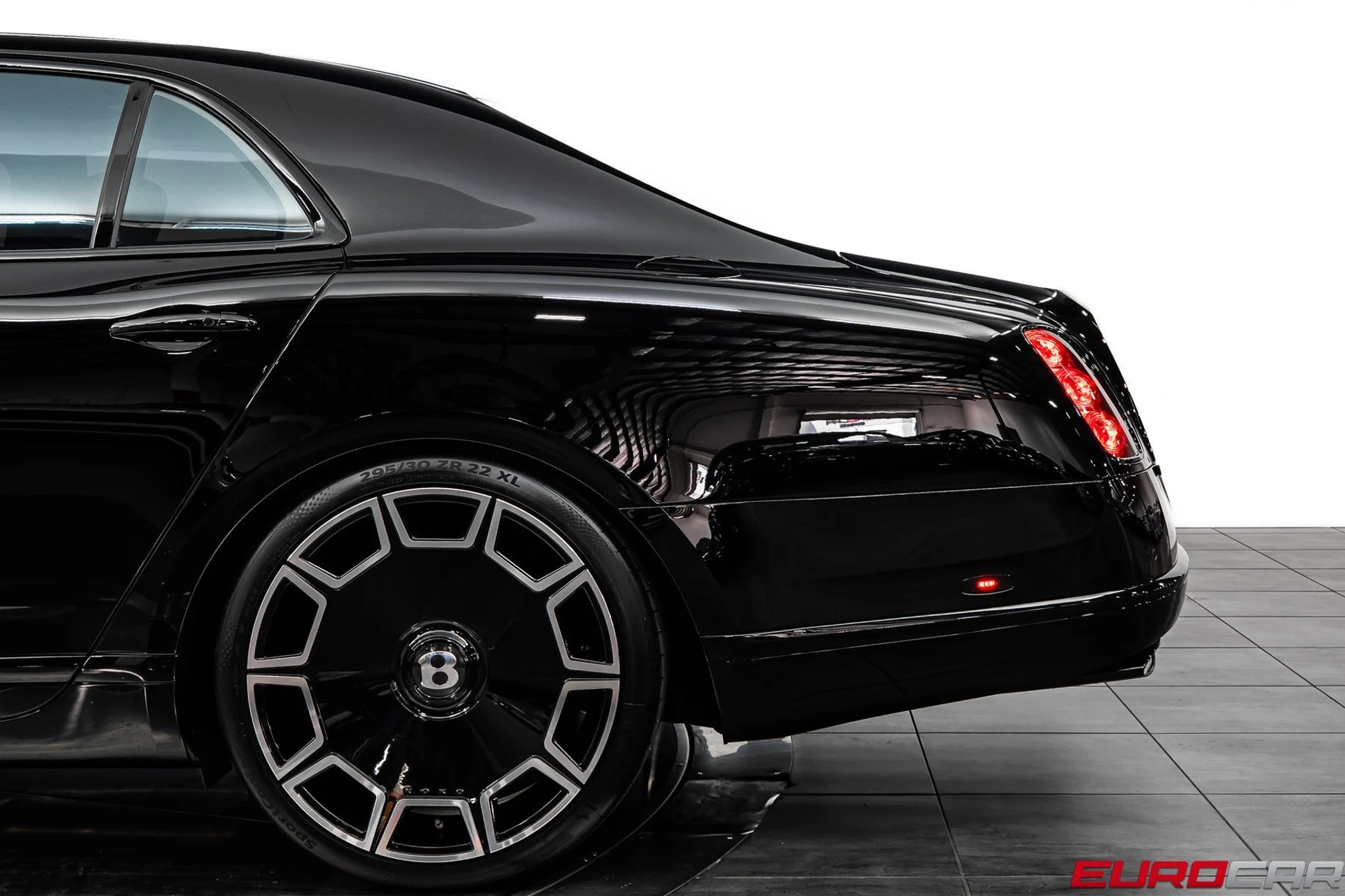 mph013_990518832_c82a7e74_6898_4536_8c54_e464310b9f53_01f21e2e5a