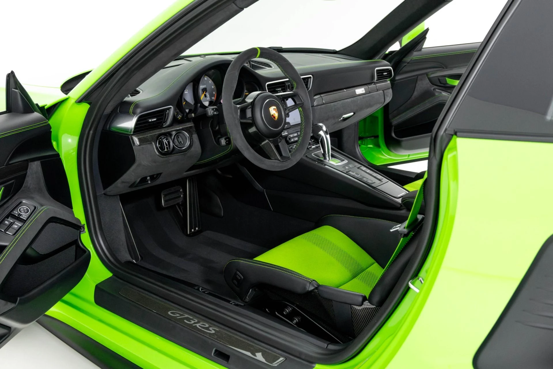 mph013_990624543_Used_2019_Porsche_911_GT_3_RS_1763595264_b304f1bba9