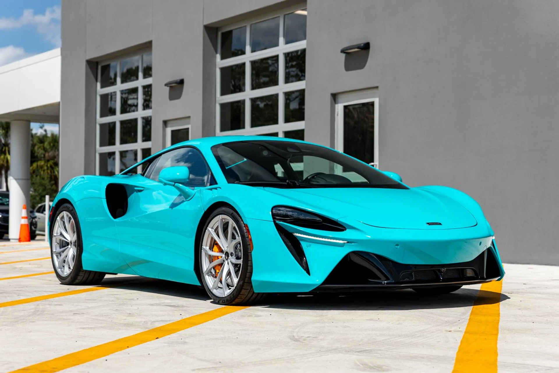 mph013_991482191_506_p14_l_ec52ebc096