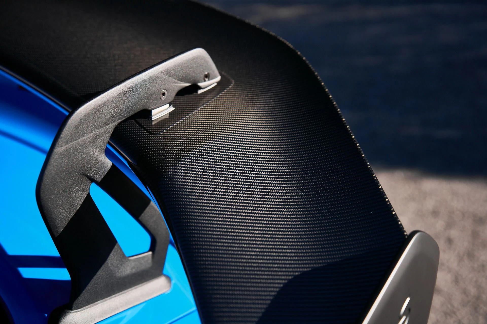 mph013_994477170_Used_2024_Porsche_718_Cayman_GT_4_RS_1757637876_6d6167c2b3