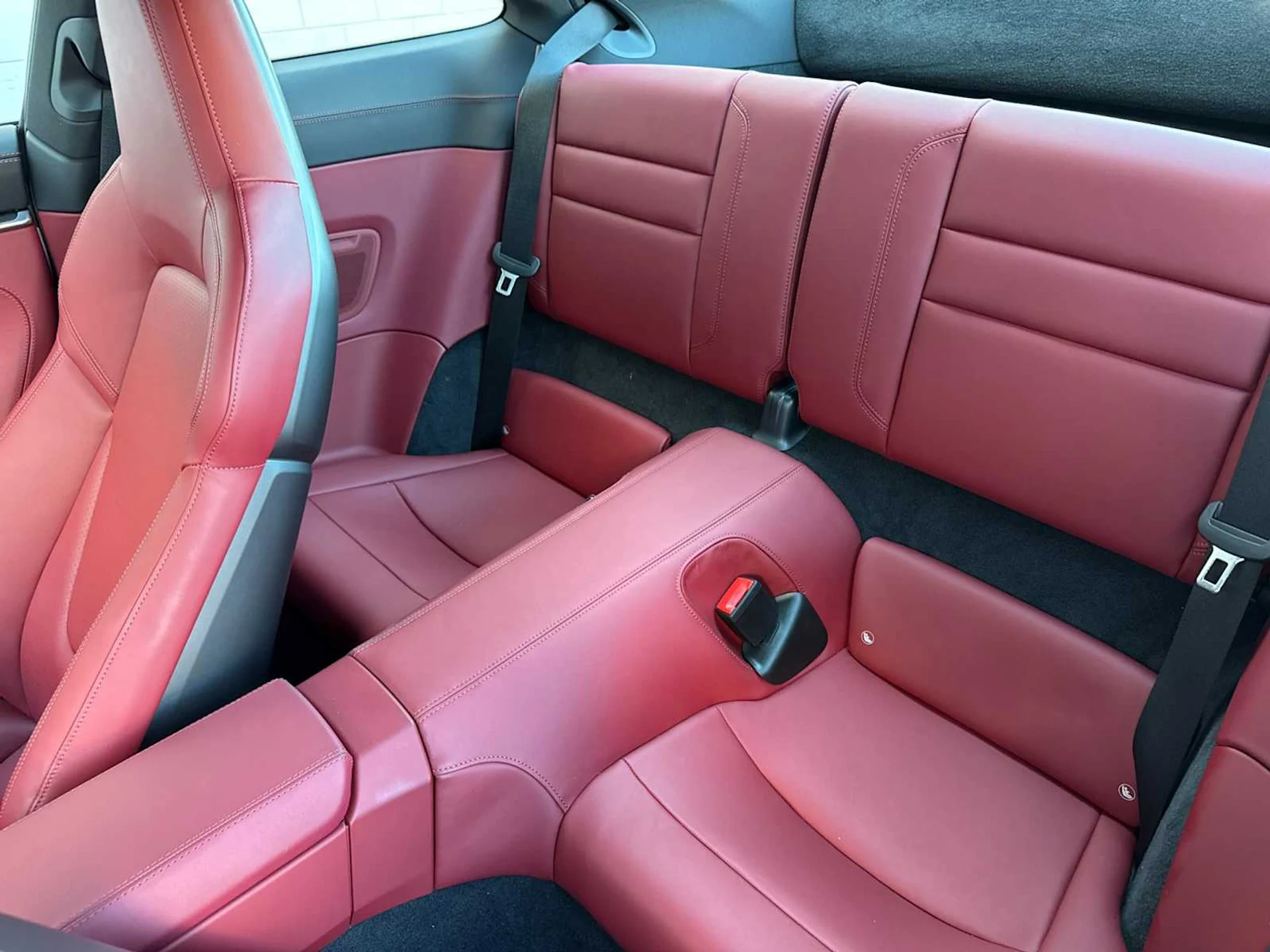 mph013_995015438_92d518ed6af7c330f136c6d07eb1c16ax_e85b02d652