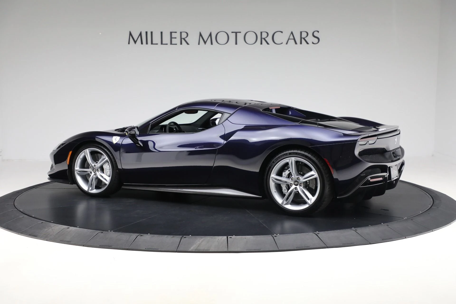 mph014_1000228362_Used_2024_Ferrari_296_GTS_32193b459b
