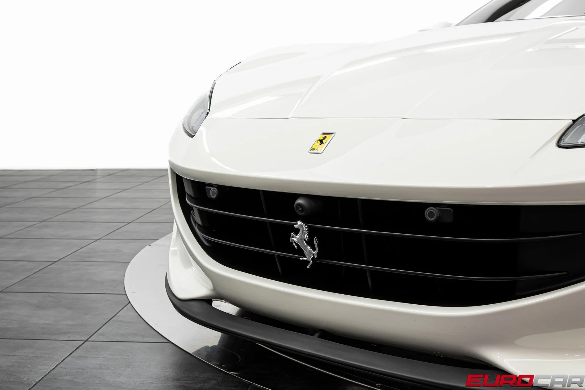 mph014_100993677_image_15_d6eda252d3