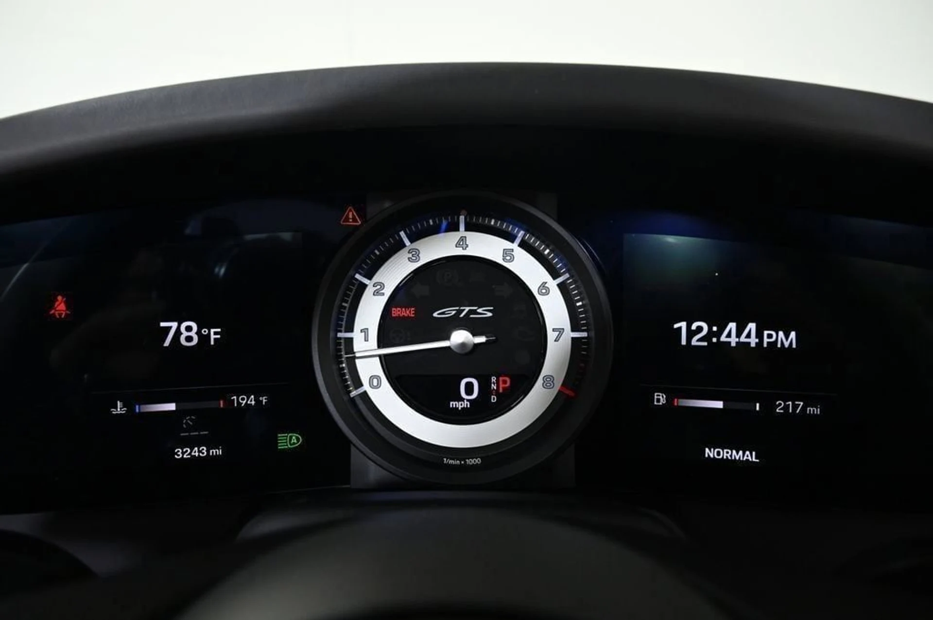 mph014_1012758927_80f6e4f5da5b44eaa18c1b80d14335ce_02b8bd5a12