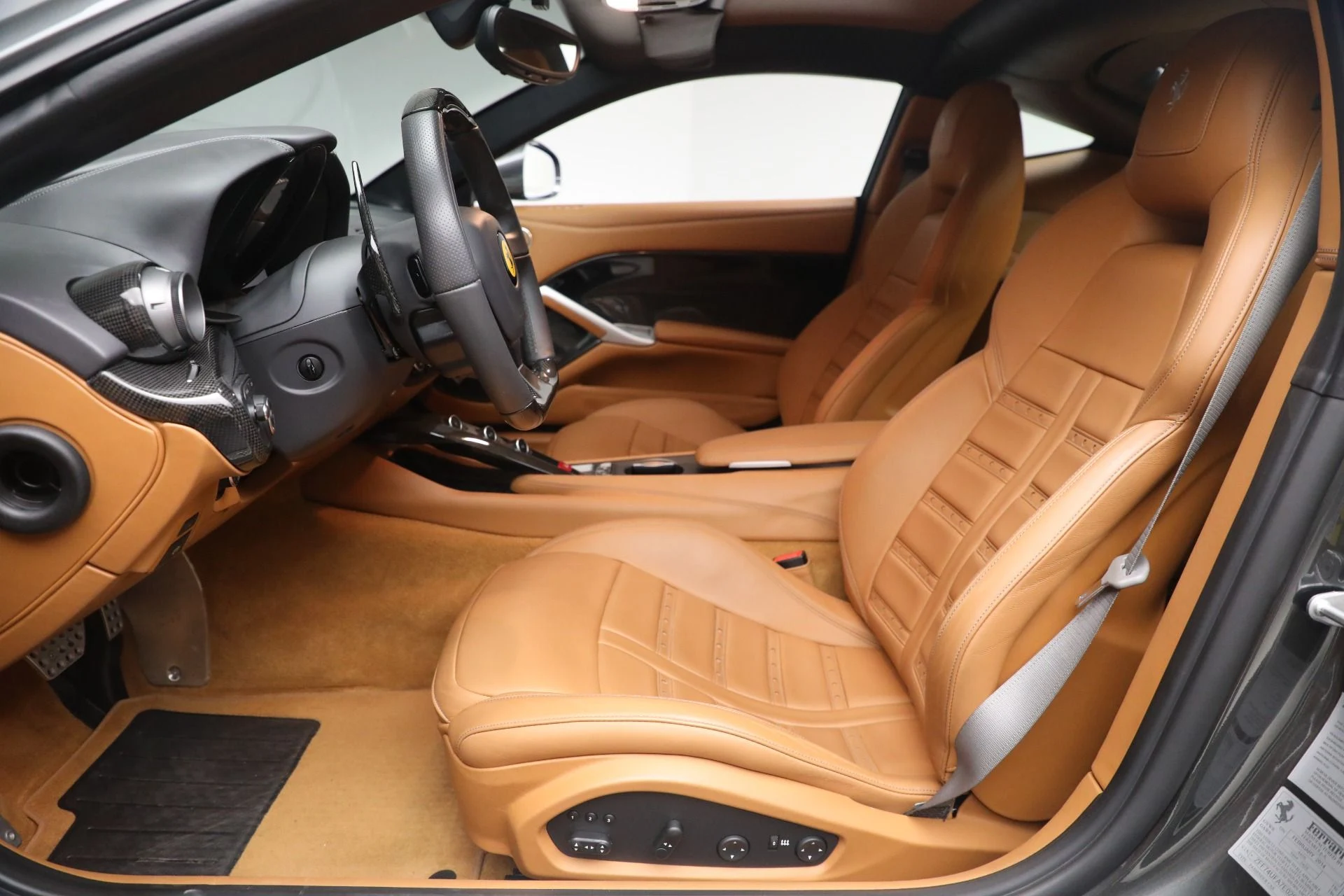 mph014_1020198462_Used_2014_Ferrari_F12berlinetta_f613a65204