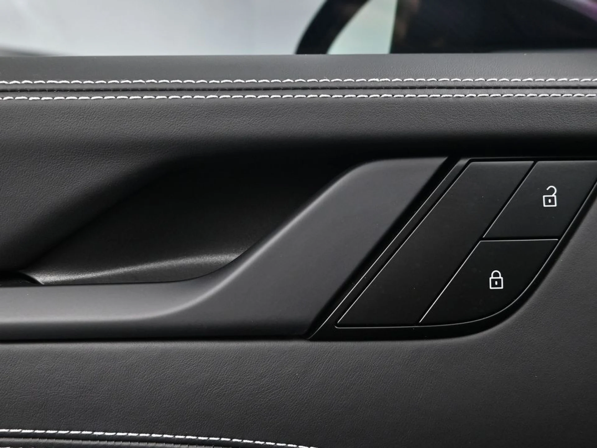 mph014_102525_e8af7c30c0ae4a7eab7c421d5102de58x_d0b3984f6b