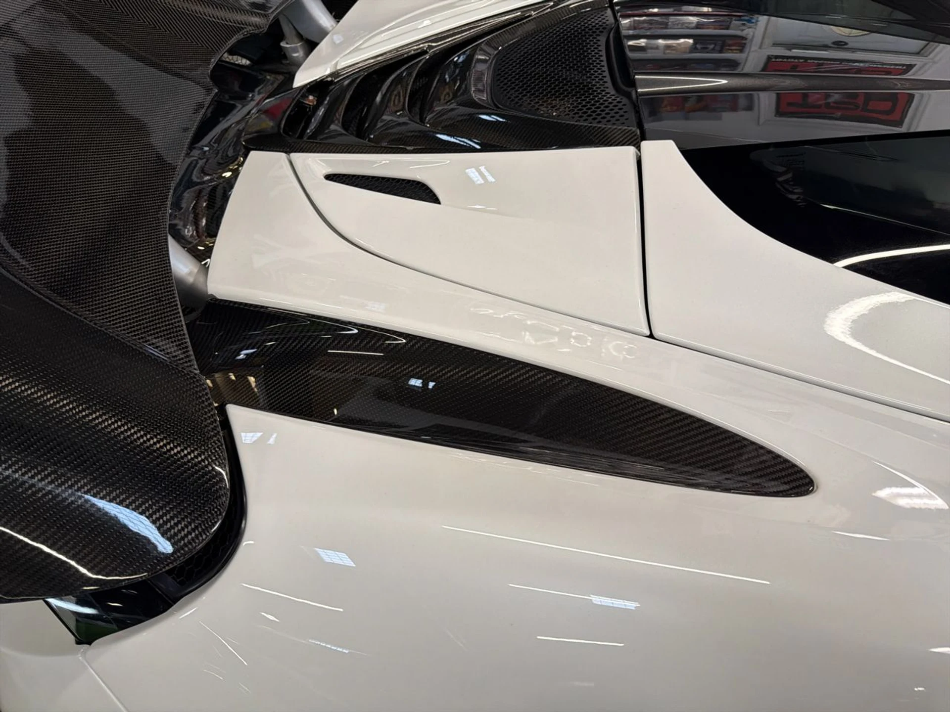 mph014_102984186_639057223471084462_688a877e7f