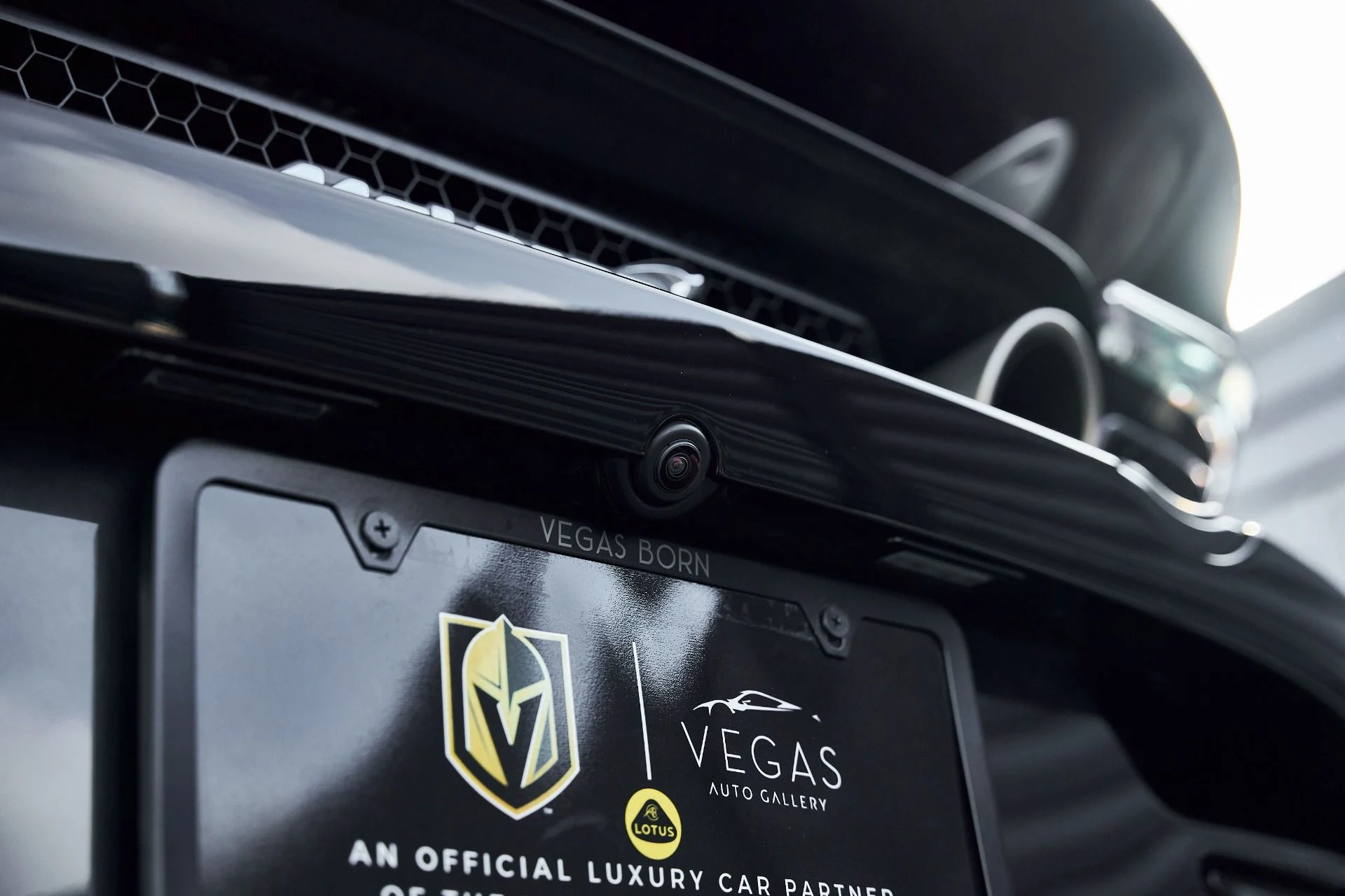 mph014_103045379_Used_2021_Mc_Laren_720_S_1767401811_675643f3dd