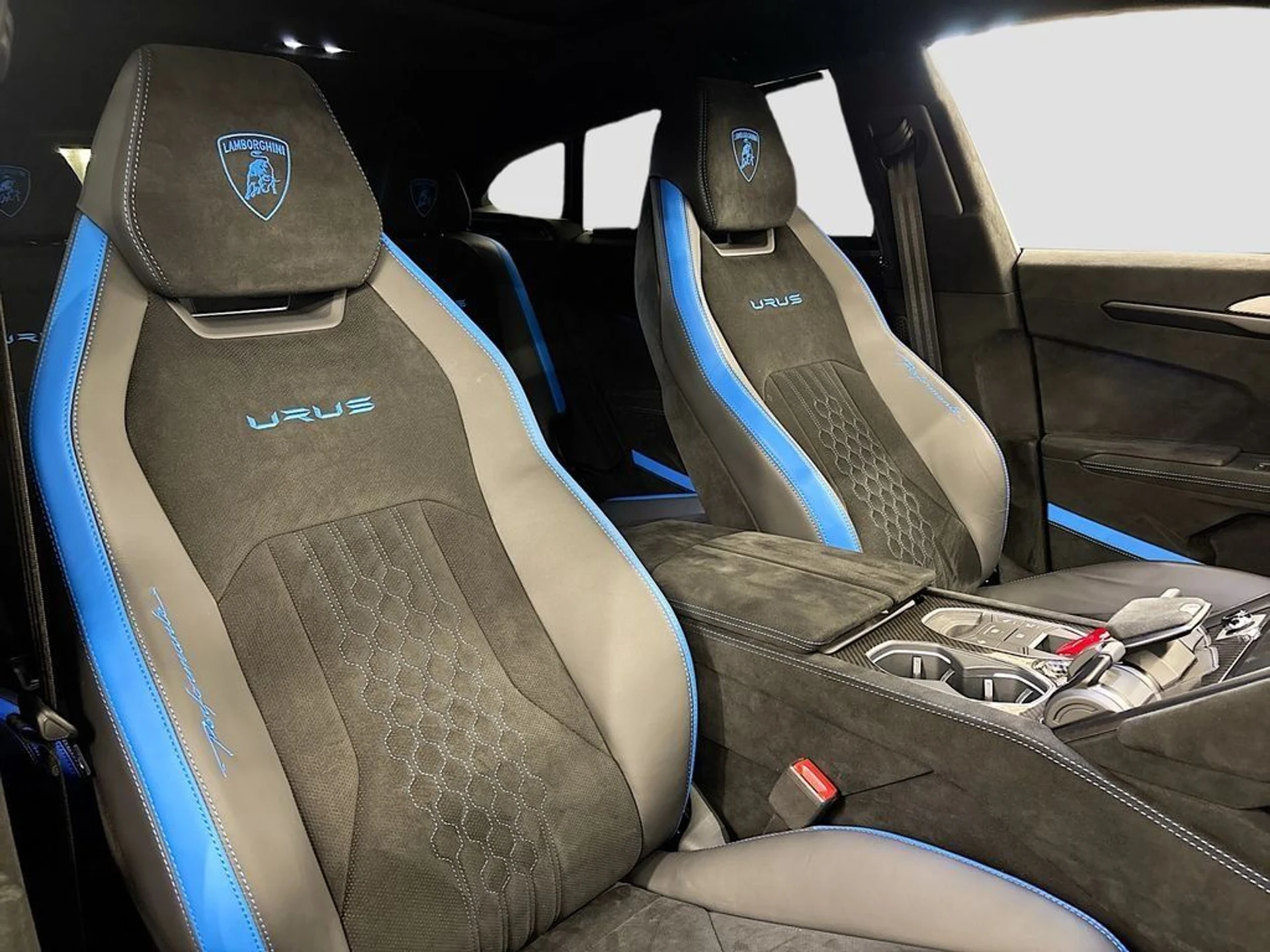 mph014_1035970171_984a2552855d974fd959a42ac2fd2056_f9392fc92e