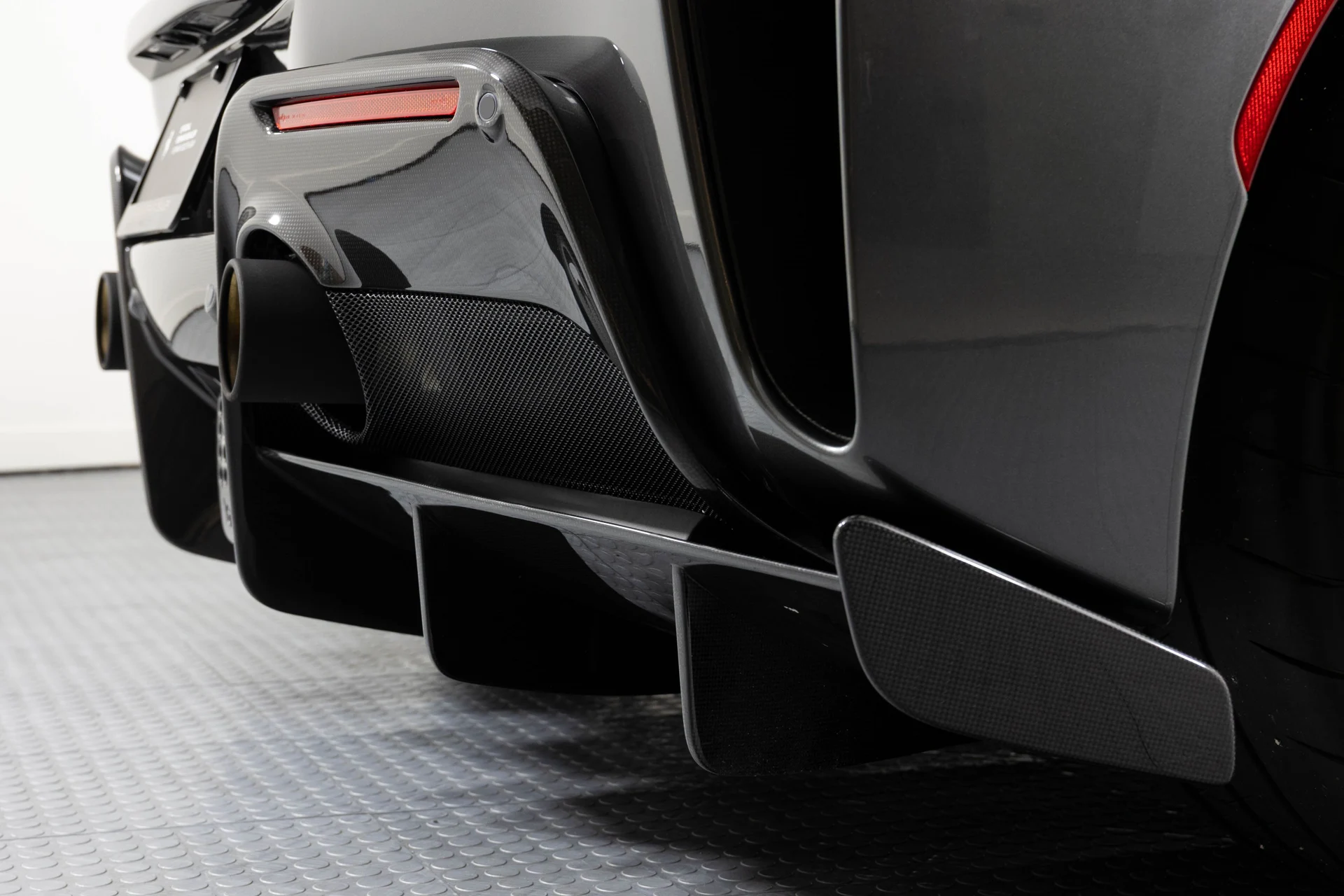 mph014_1039091362_90f56d7bcbc07e16b40a32f604304675_3e8d71f977