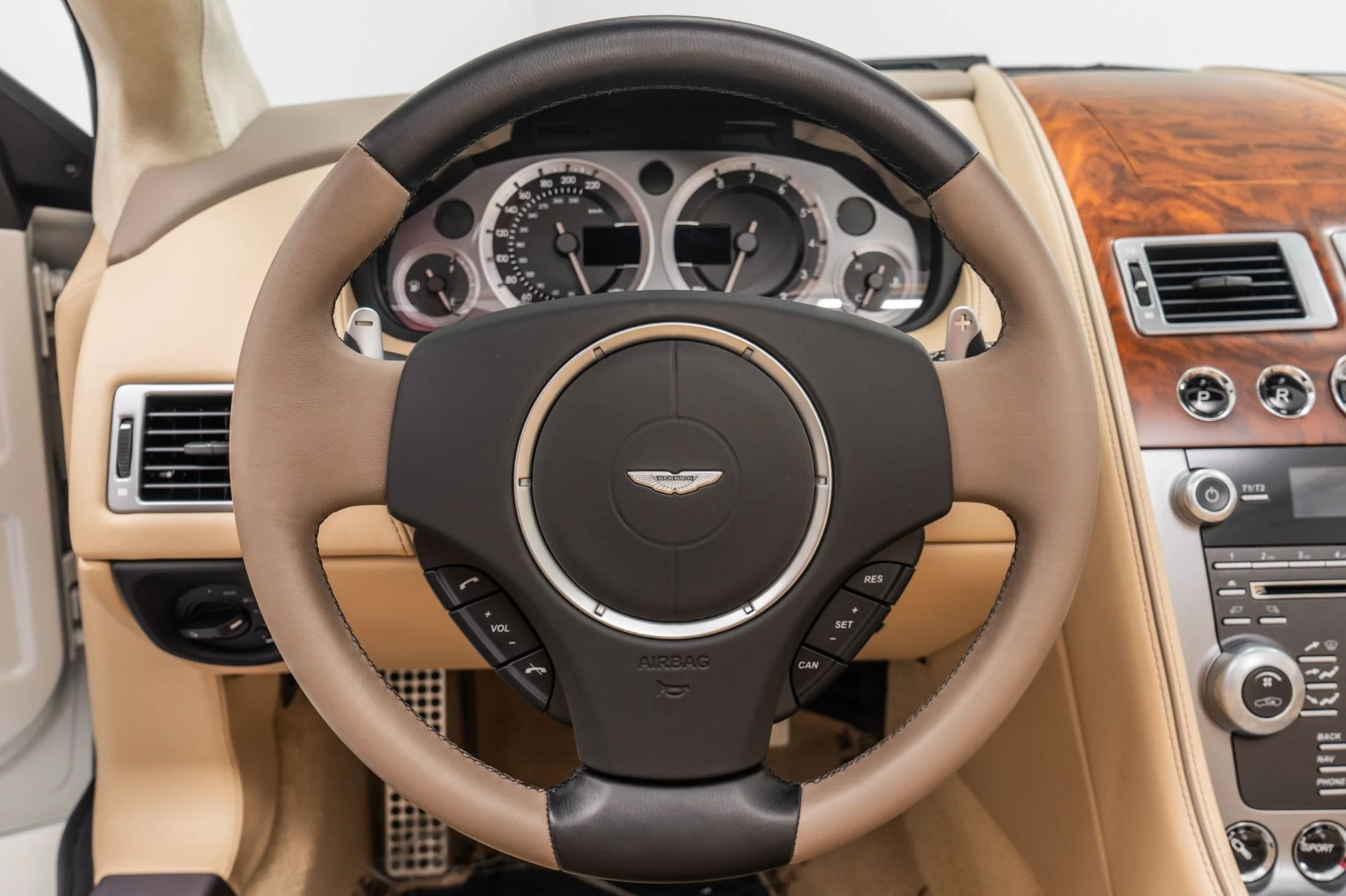 mph014_1043969248_Used_2014_Aston_Martin_DB_9_Volante_Very_Low_Miles_Pearlescent_Paint_V12_Power_1773670824_99f756095a