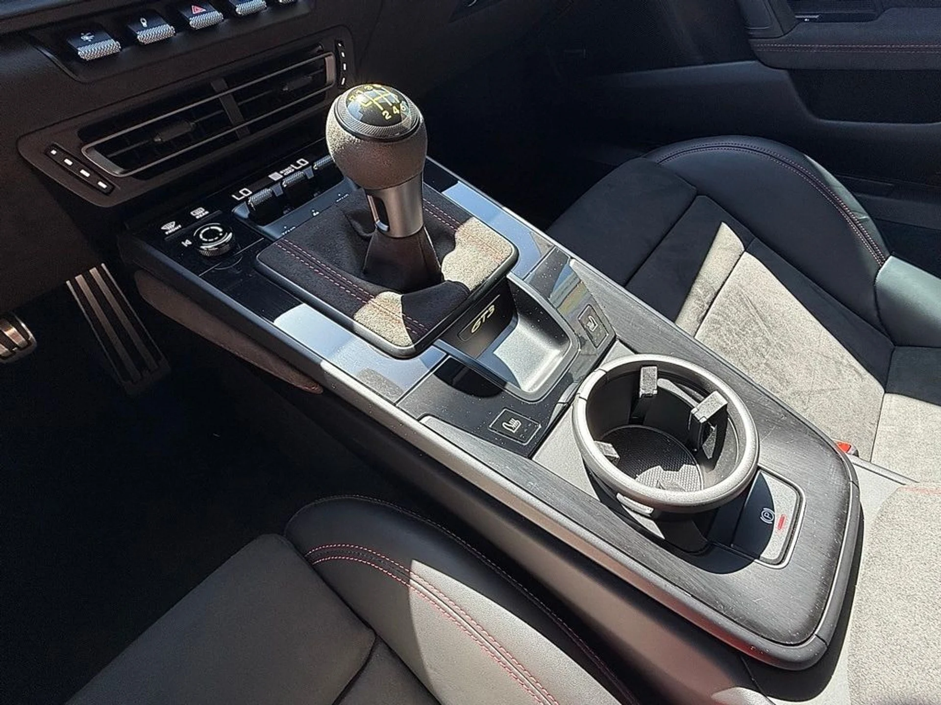 mph014_1044789304_ac72efb2e8a68b56b72dfe8d1cd07022x_56dd3c07c7