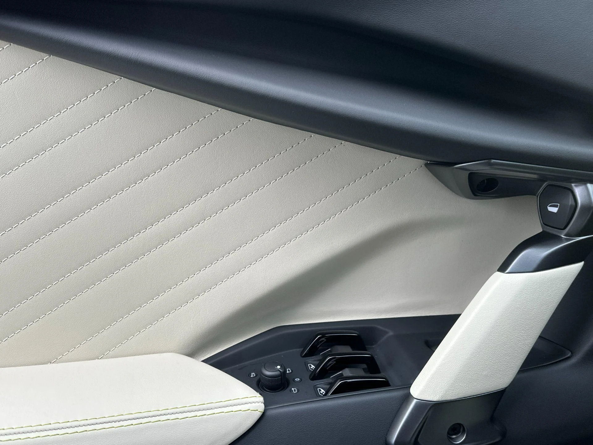 mph014_1044892746_New_2026_Lamborghini_Revuelto_1772877564_f68a5548eb