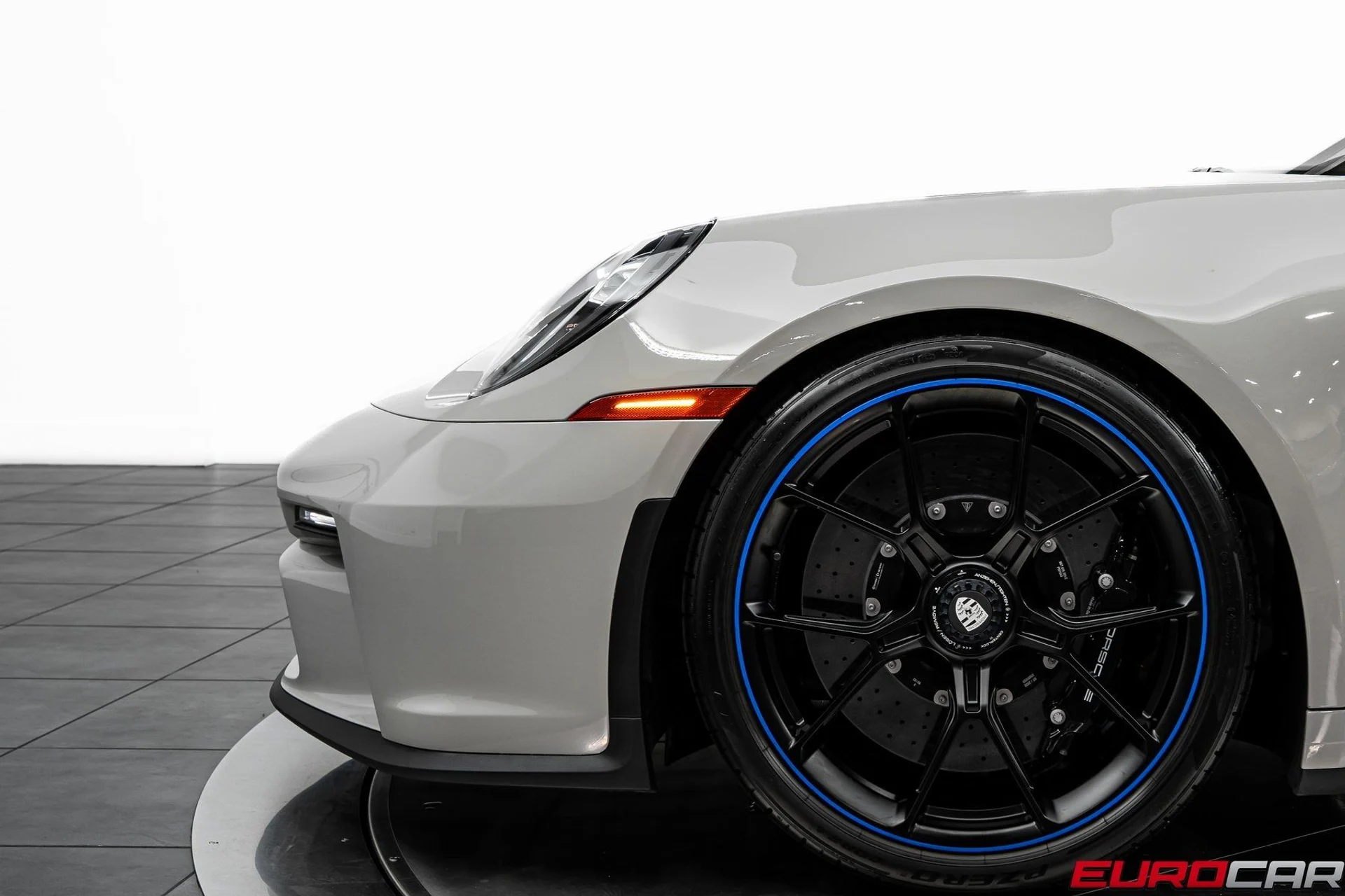 mph014_1047692352_image_15_735141267c