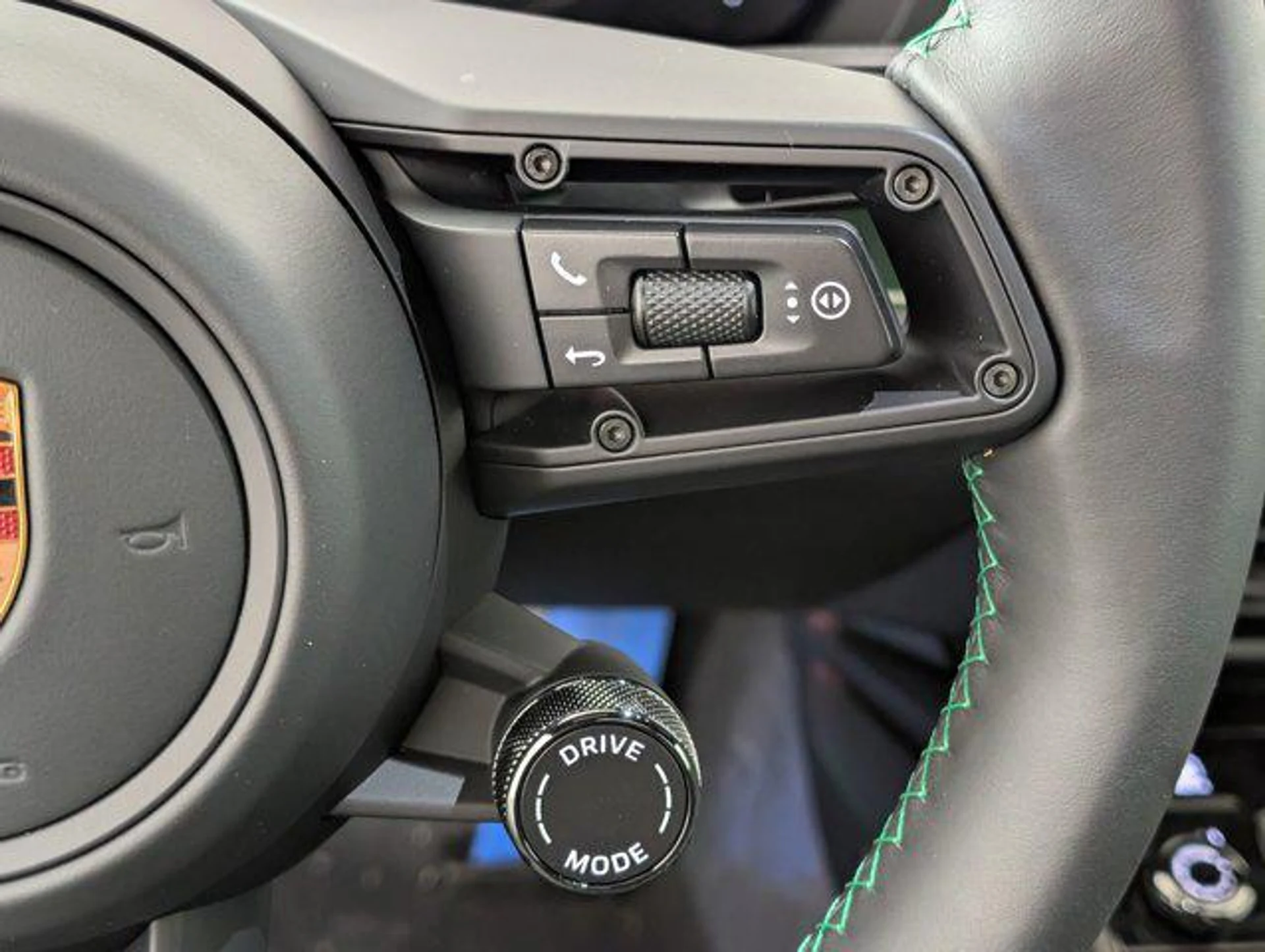 mph014_1050592110_Gl28_Ki_P_f_Ry_T_Wd_V_Xr_Pwipn3_z_UA_868eafb889