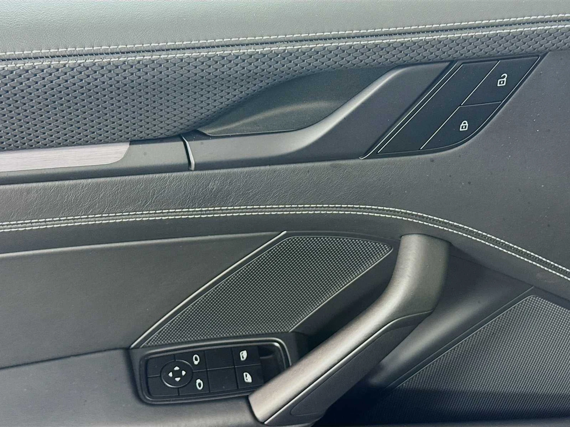 mph014_1050780088_15_8c9d4fa2ee