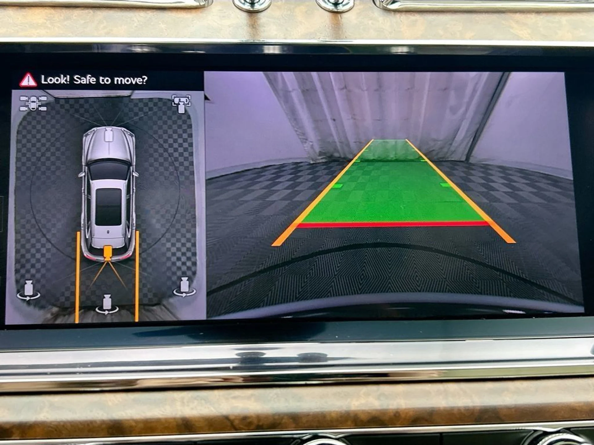 mph014_1061008359_used_2025_bentley_bentayga_ewb_v8awd_8119_22989350_15_1024_f1e4652c6e