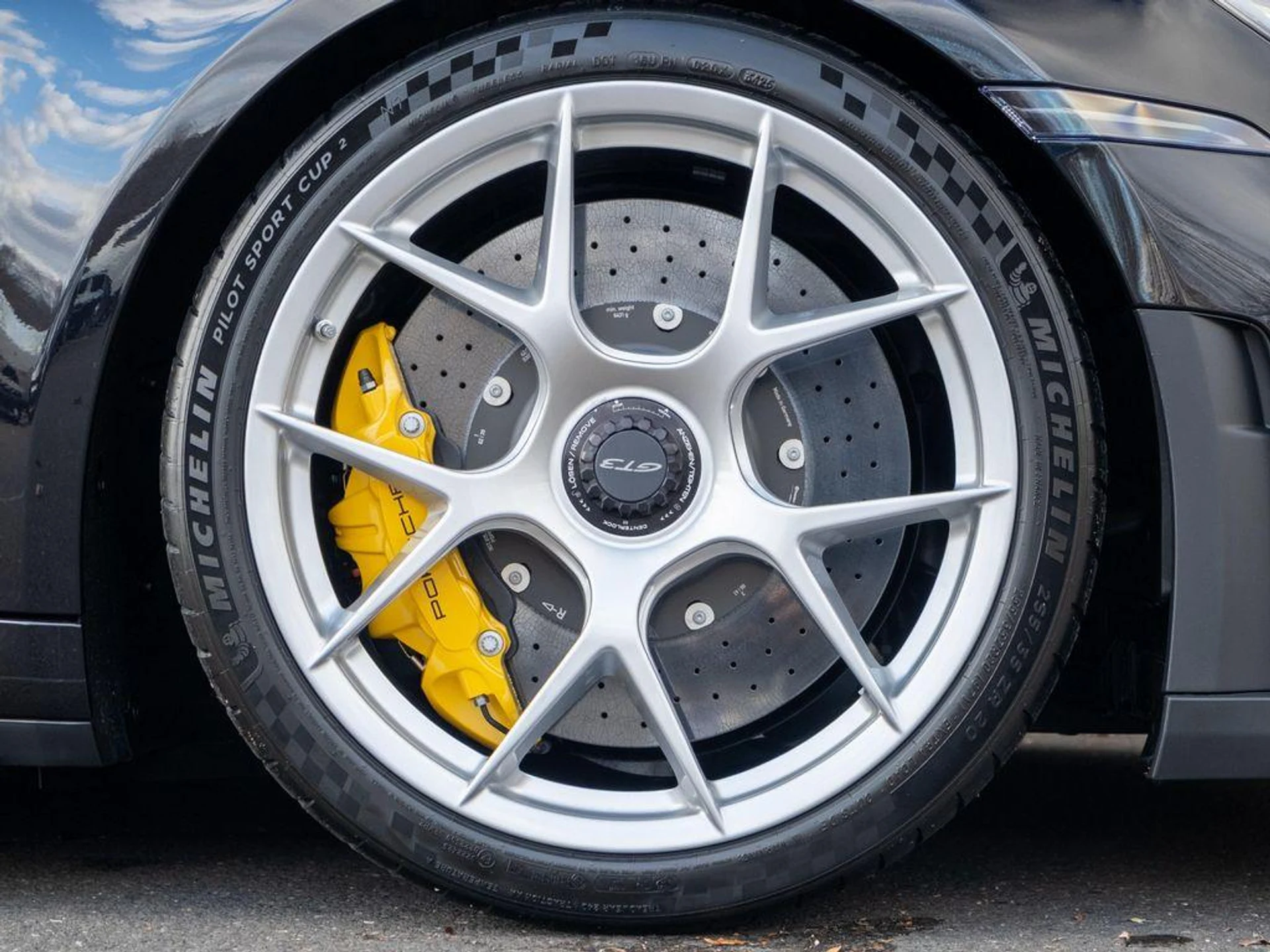 mph014_1062225039_hhmn_Wp_Xk8s_WW_Qzv_I_Bfuqs_CJ_5x_VE_95f4f0dc92