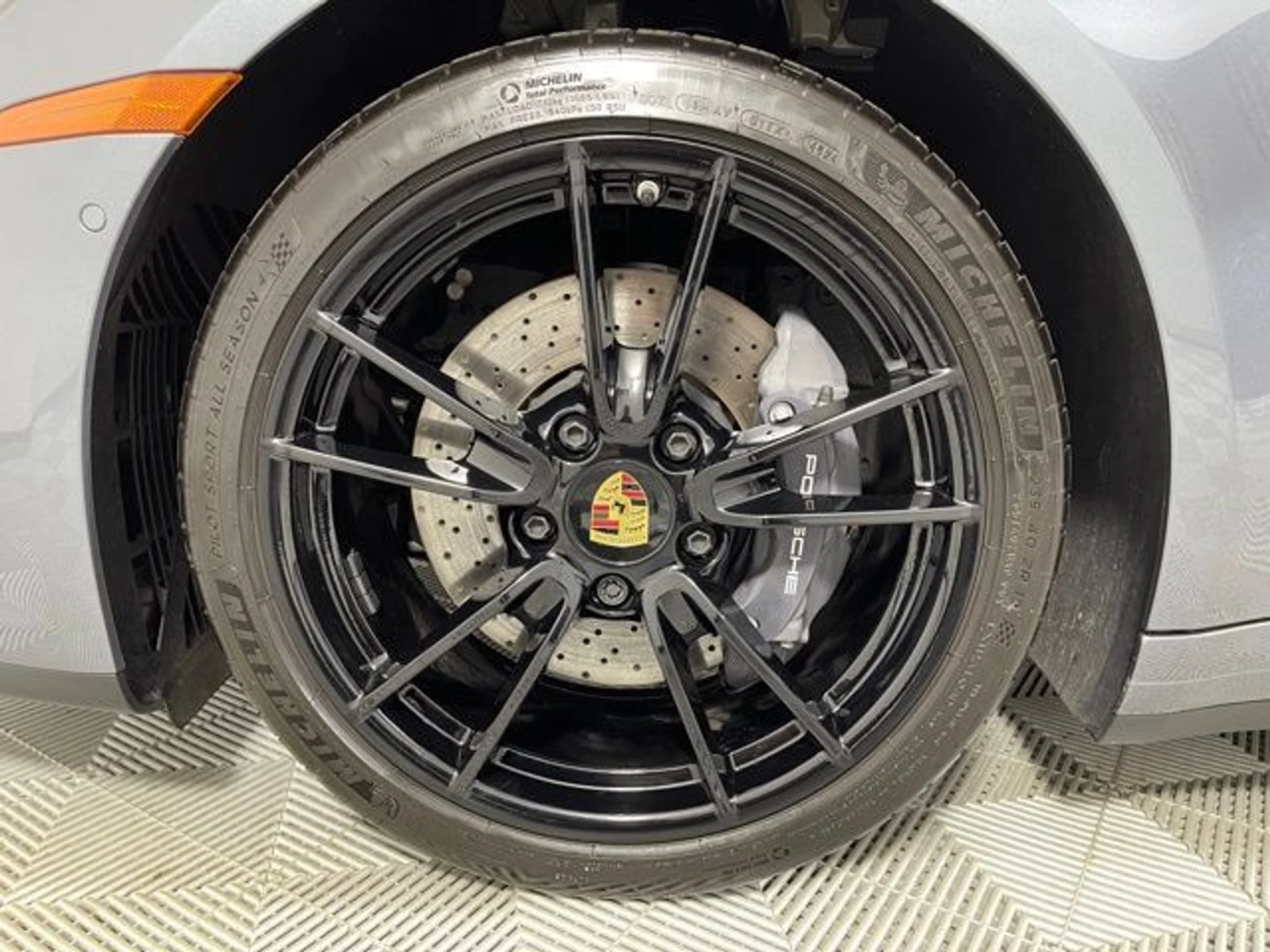 mph014_1064347067_8c9c066dec7f1ca3bd3bf939d83a149cx_42b69aa701