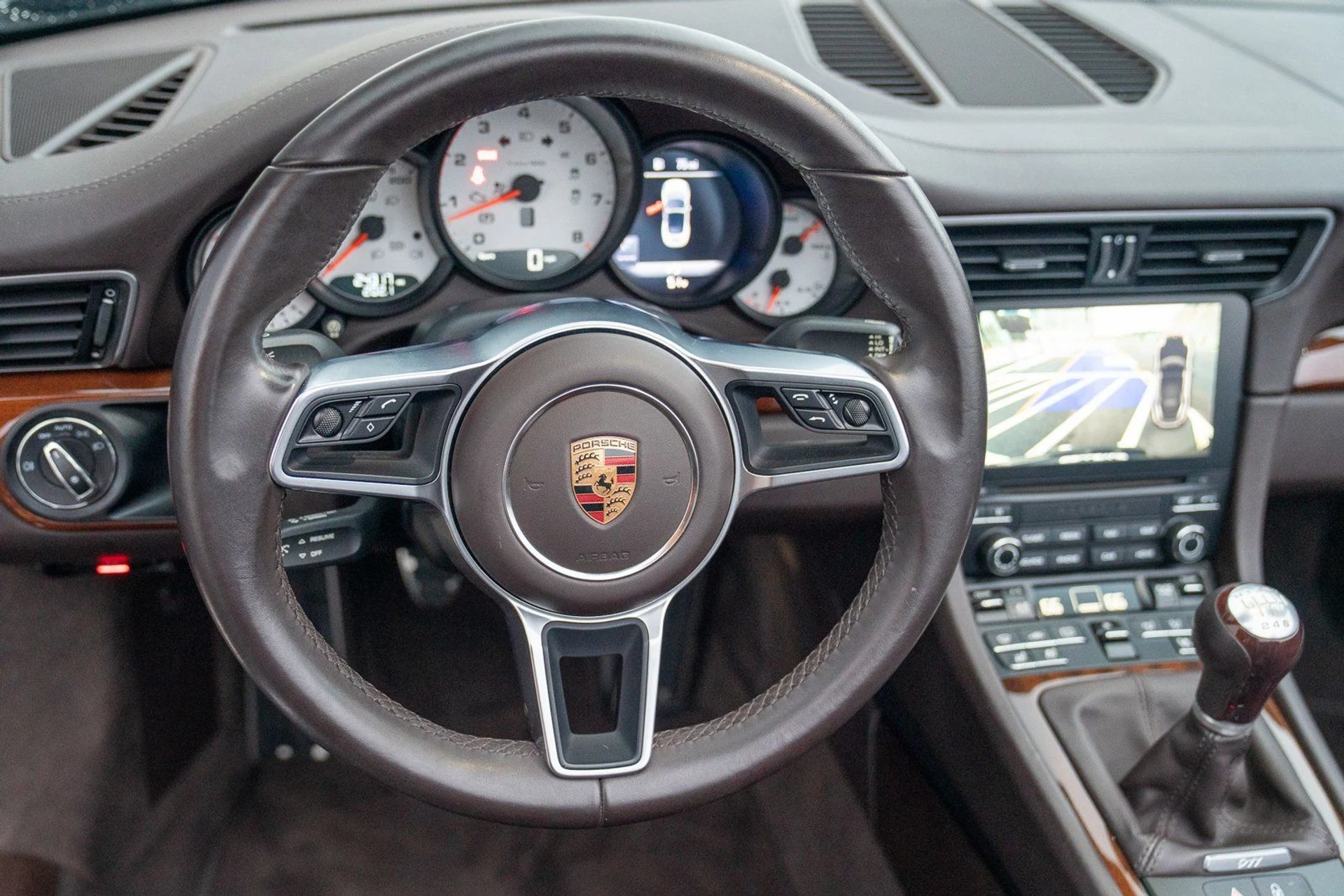 mph014_107063002_2e63372450cd9d207180d76b6c7a29c9x_21fdd48df3