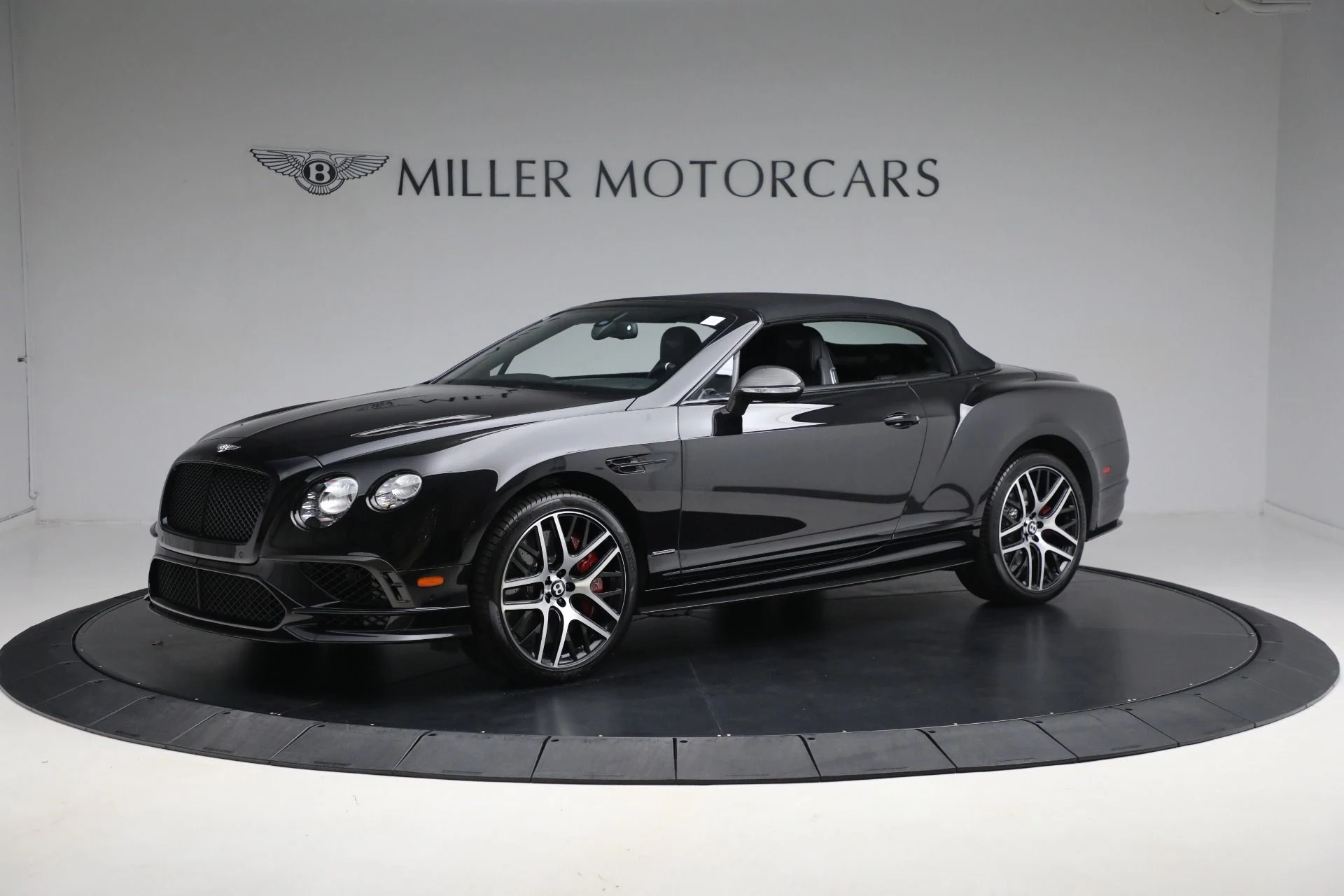 mph014_1072686813_Used_2018_Bentley_Continental_Supersports_38d01ea2cd