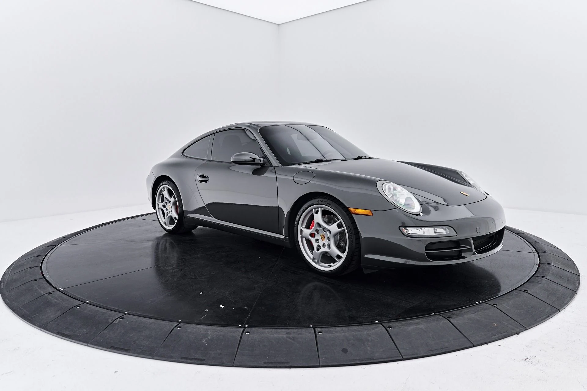 mph014_1075669886_Used_2005_Porsche_911_Carrera_S_1791837272_0f50c3902f