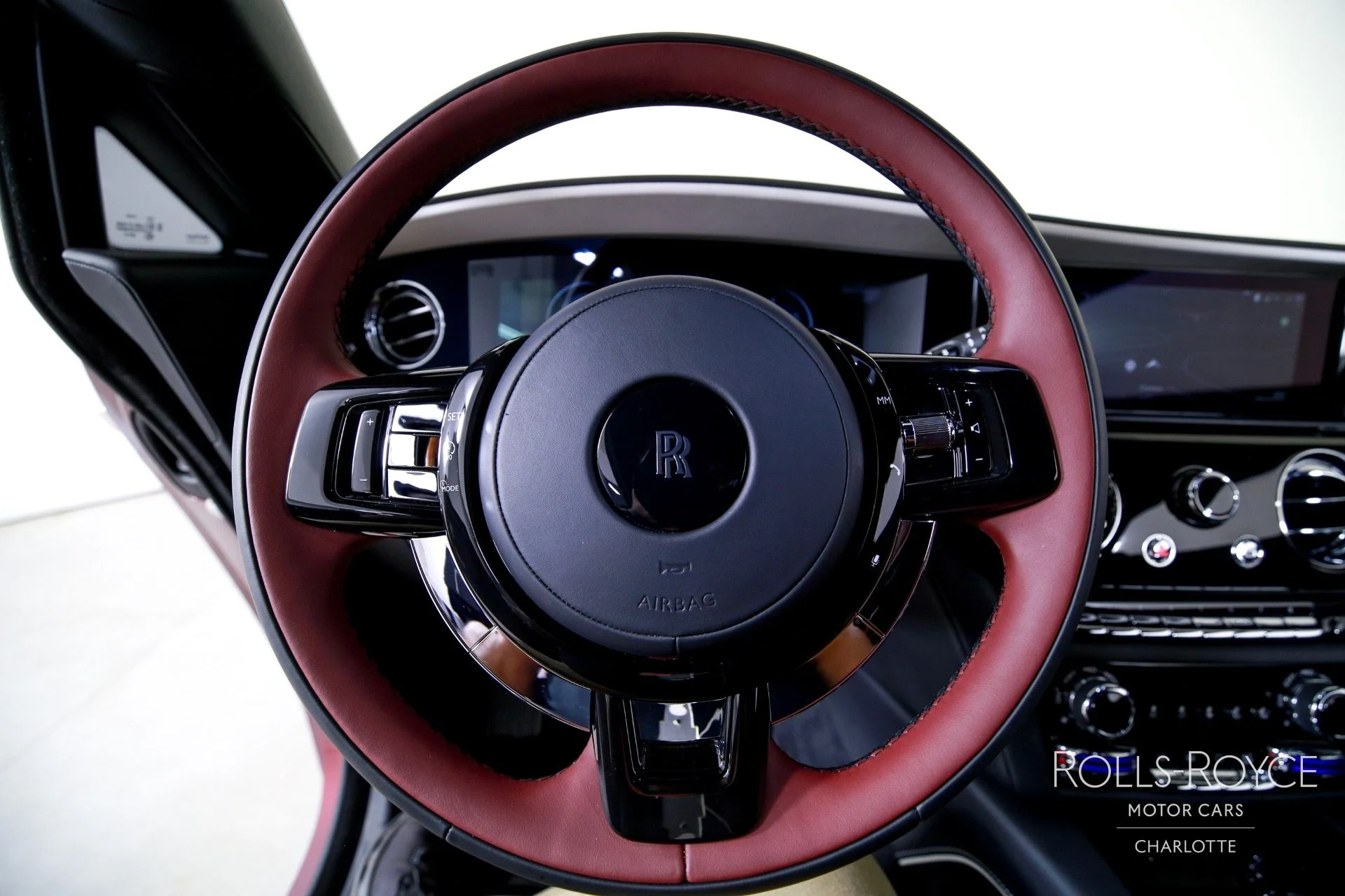 mph014_107821674_Used_2024_Rolls_Royce_Spectre_1750451753_7a5a10a8ed