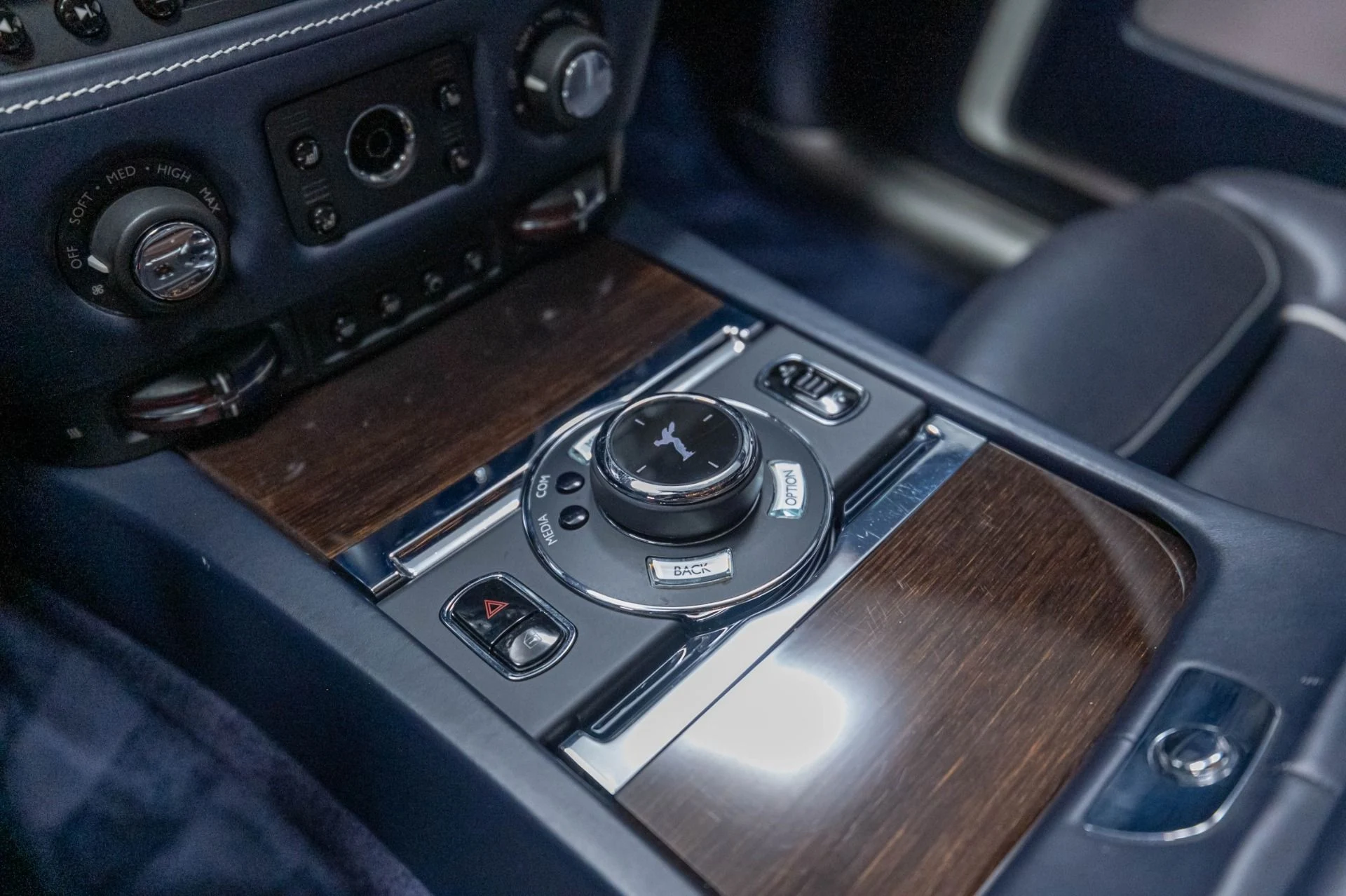 mph014_1078234346_Used_2018_Rolls_Royce_Ghost_Base_1786492649_68b933c608