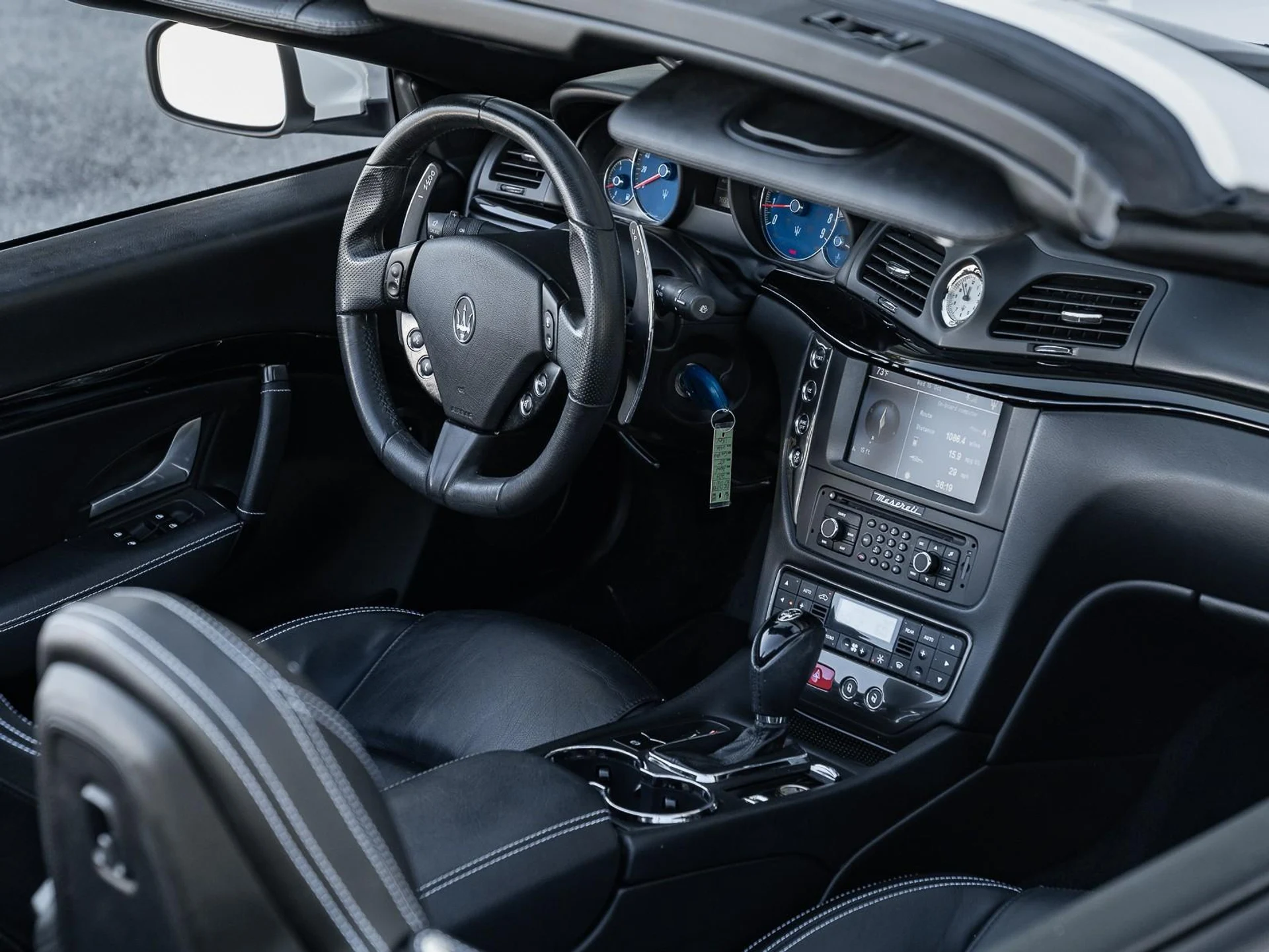 mph014_1078520539_Used_2015_Maserati_Gran_Turismo_Convertible_Sport_1760472343_08c2ded770