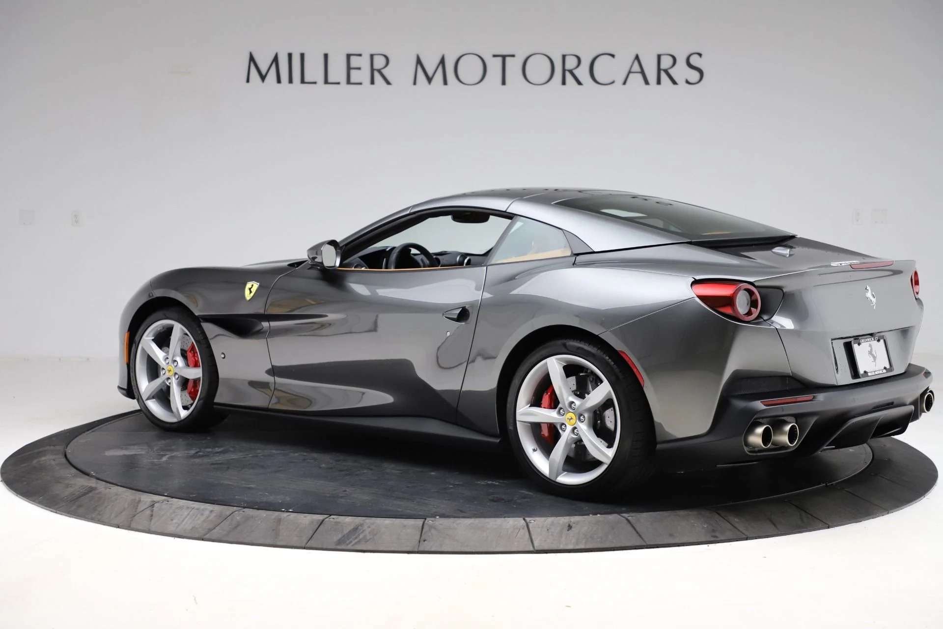 mph014_1079959287_Used_2020_Ferrari_Portofino_1785159287_63ac2b10a0