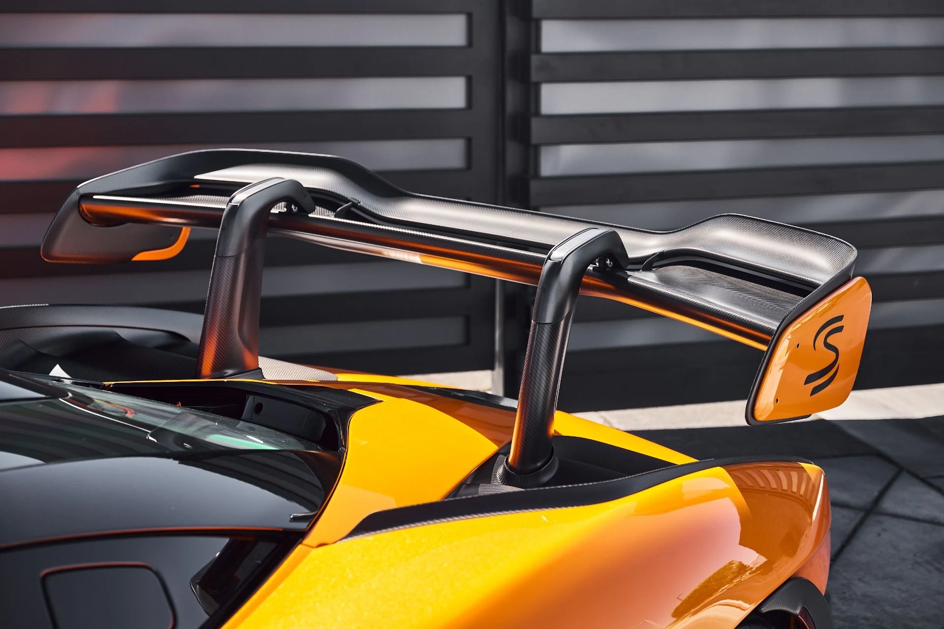 mph014_1084341135_Used_2019_Mc_Laren_Senna_1783960692_7ff253a283
